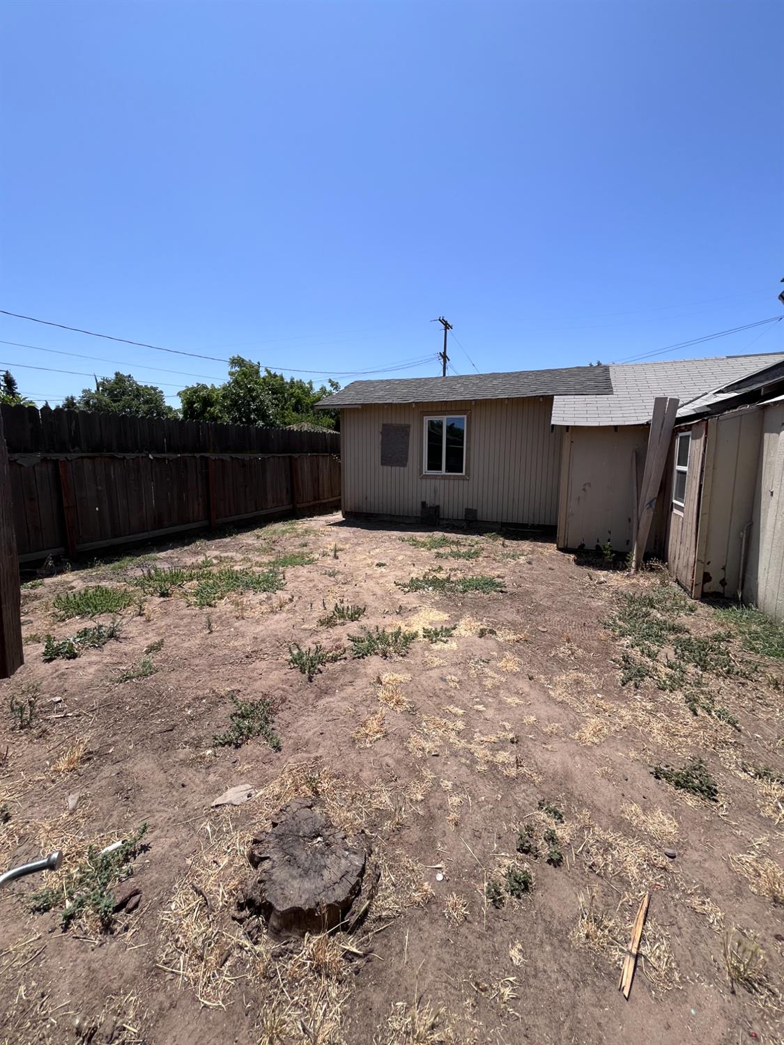 Detail Gallery Image 21 of 43 For 401 Marshall Ave, Modesto,  CA 95351 - 3 Beds | 1 Baths