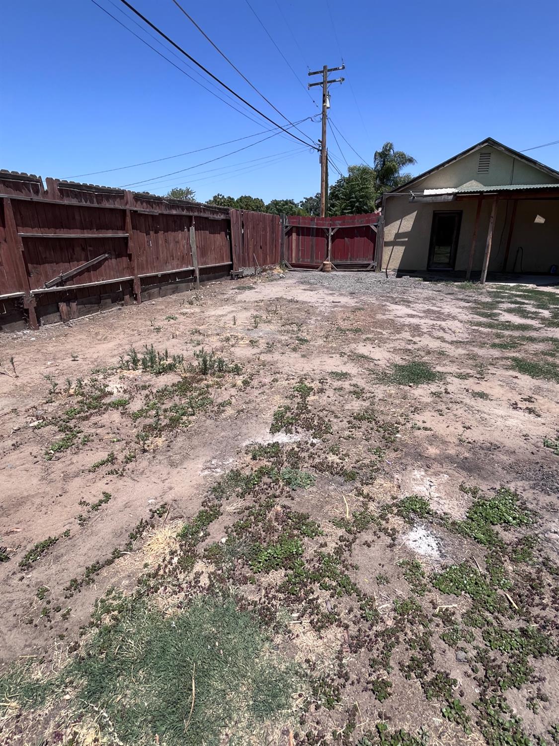 Detail Gallery Image 39 of 43 For 401 Marshall Ave, Modesto,  CA 95351 - 3 Beds | 1 Baths