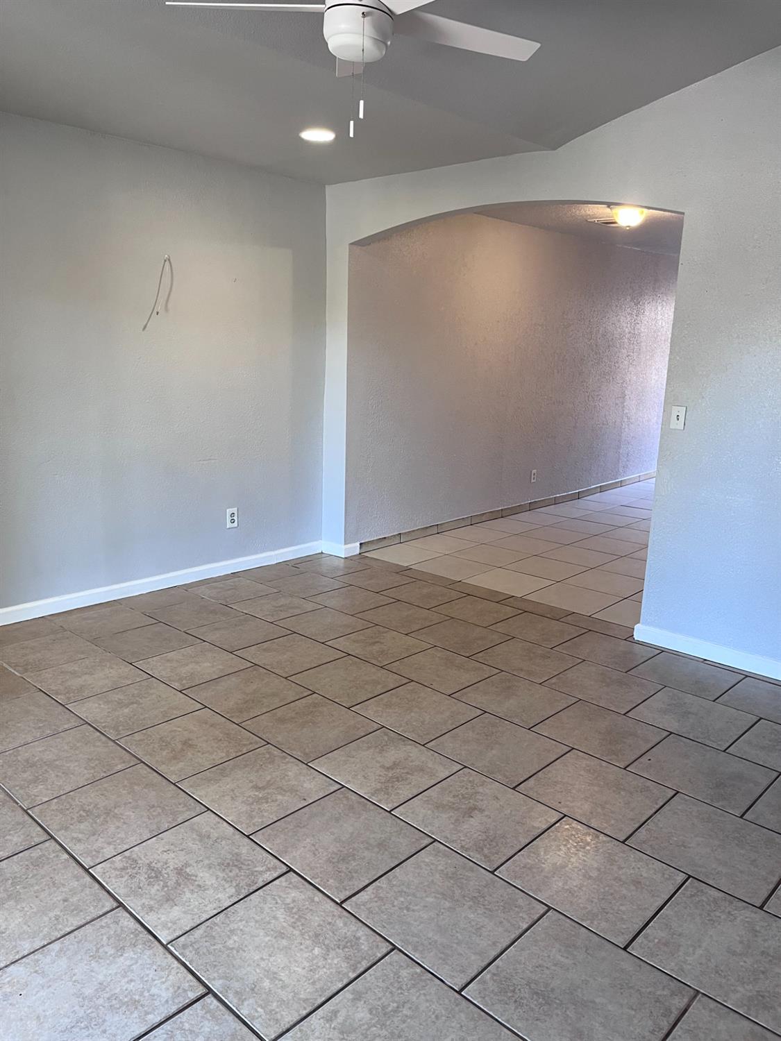 Detail Gallery Image 28 of 43 For 401 Marshall Ave, Modesto,  CA 95351 - 3 Beds | 1 Baths