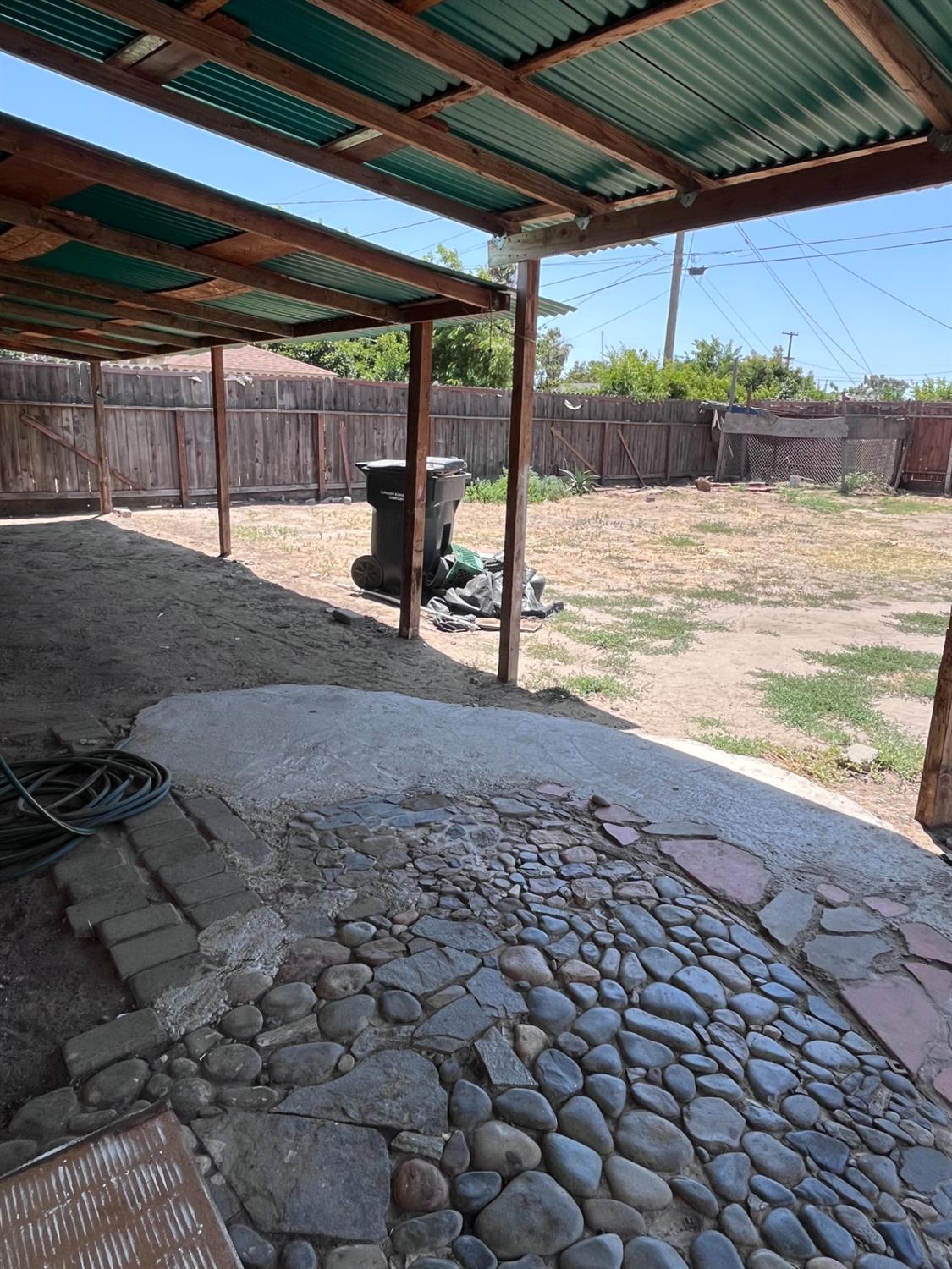 Detail Gallery Image 35 of 43 For 401 Marshall Ave, Modesto,  CA 95351 - 3 Beds | 1 Baths