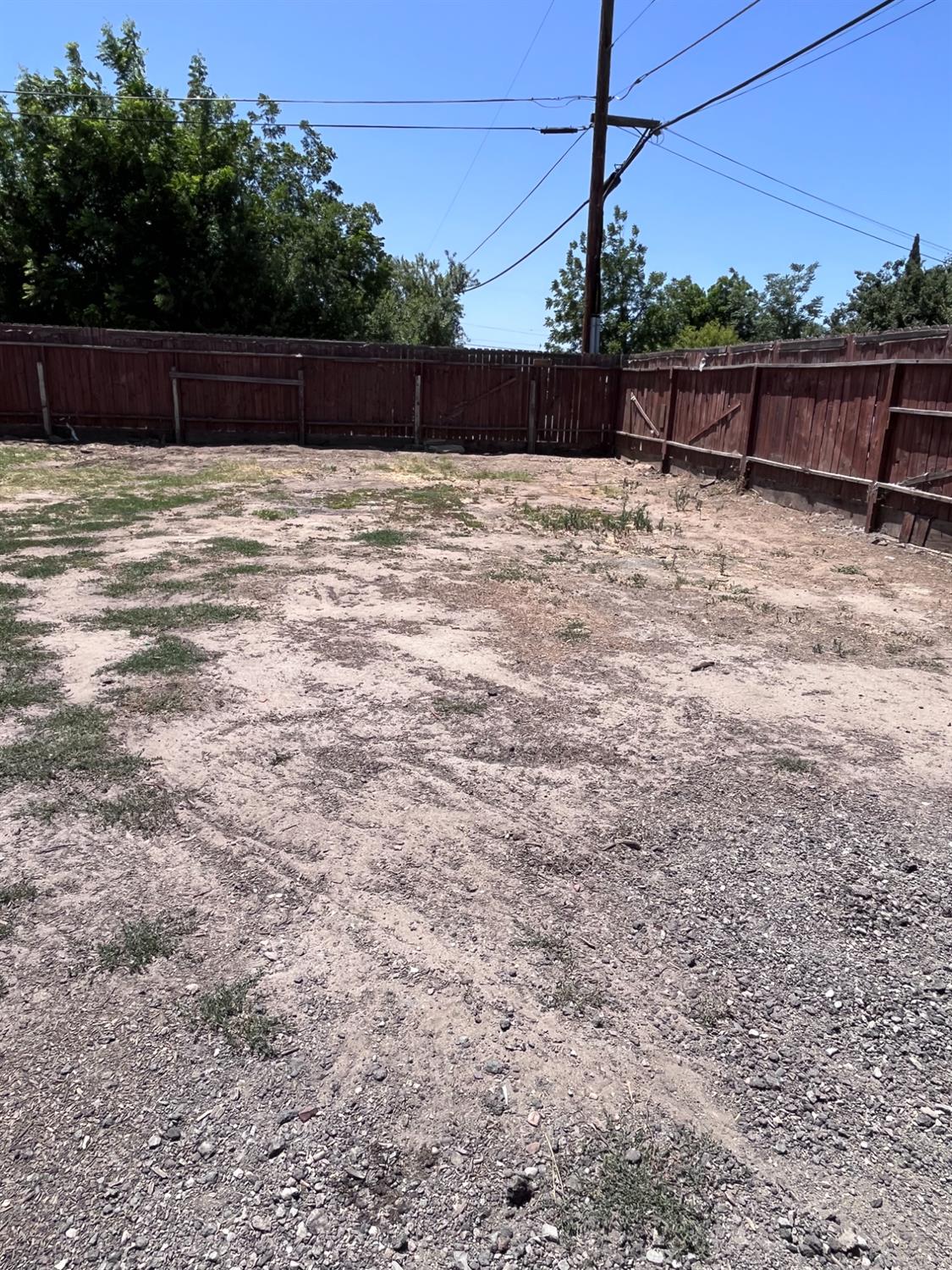 Detail Gallery Image 42 of 43 For 401 Marshall Ave, Modesto,  CA 95351 - 3 Beds | 1 Baths