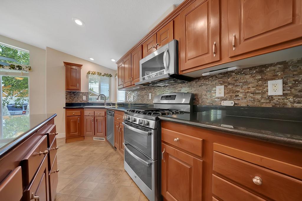 Detail Gallery Image 21 of 75 For 1400 W Marlette St 59, Ione,  CA 95640 - 3 Beds | 2 Baths