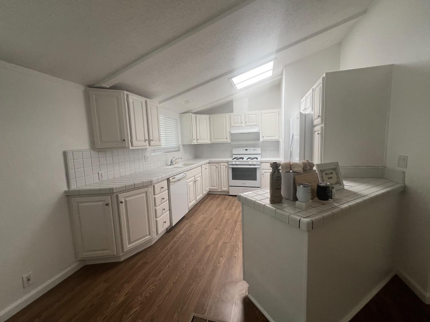 Detail Gallery Image 11 of 24 For 2240 Golden Oak Ln 81, Merced,  CA 95341 - 3 Beds | 2 Baths