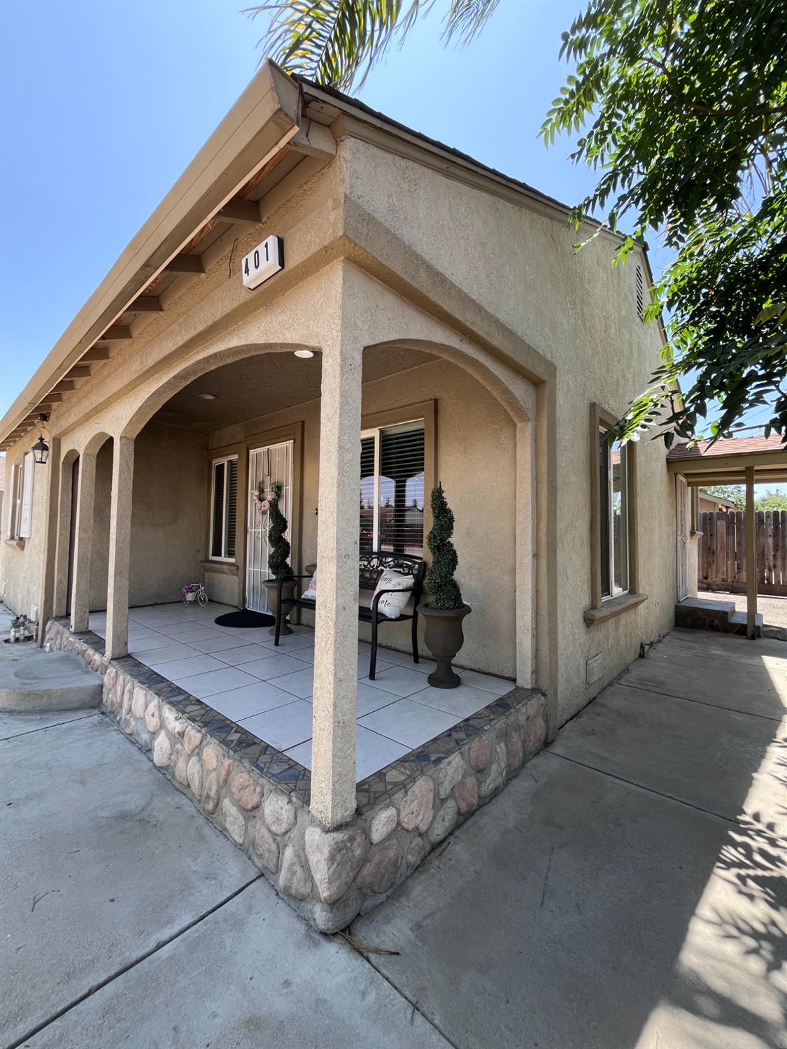 Detail Gallery Image 2 of 43 For 401 Marshall Ave, Modesto,  CA 95351 - 3 Beds | 1 Baths