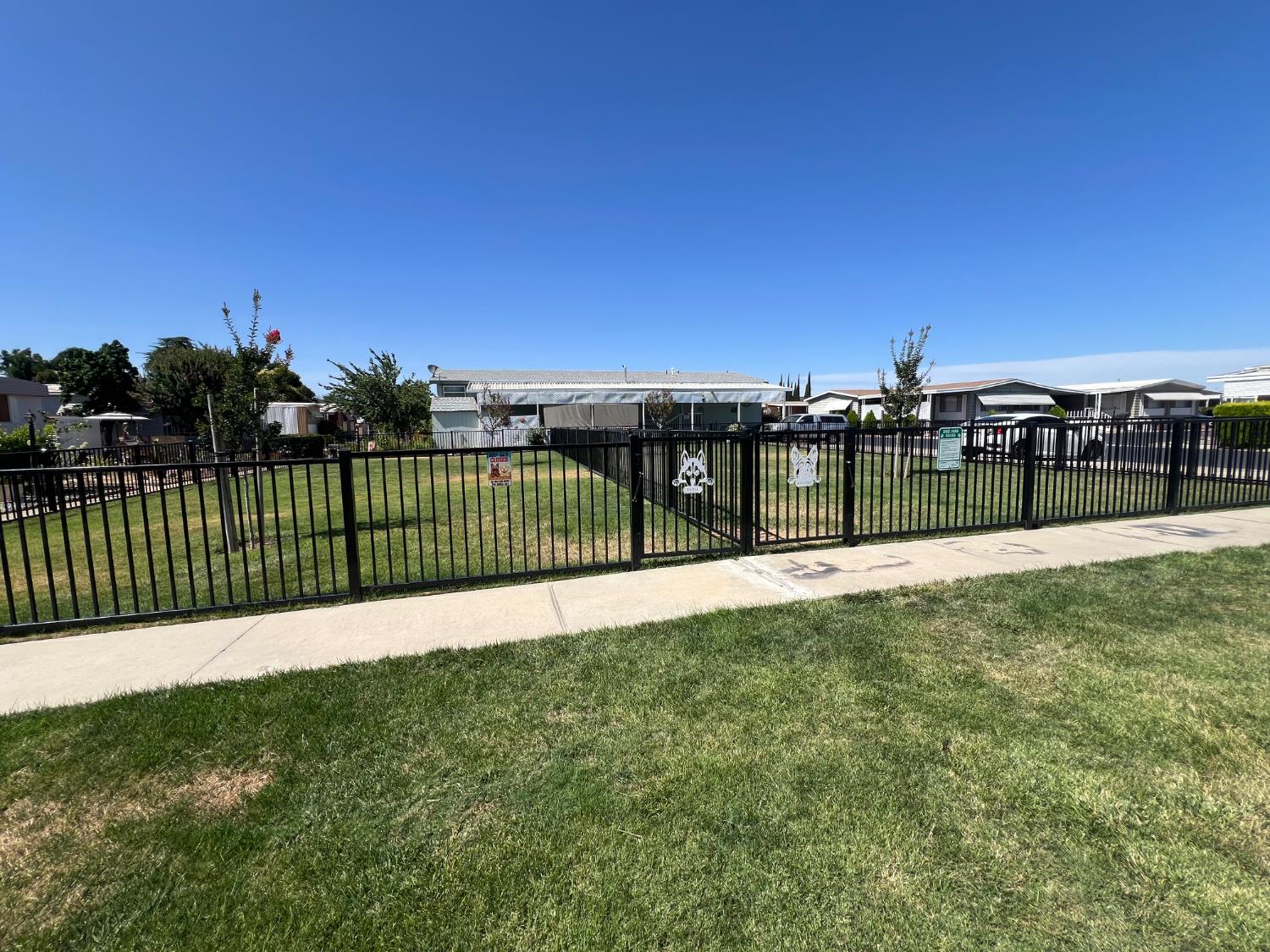Detail Gallery Image 15 of 17 For 2240 Golden Oak Ln 38, Merced,  CA 95341 - 2 Beds | 2 Baths