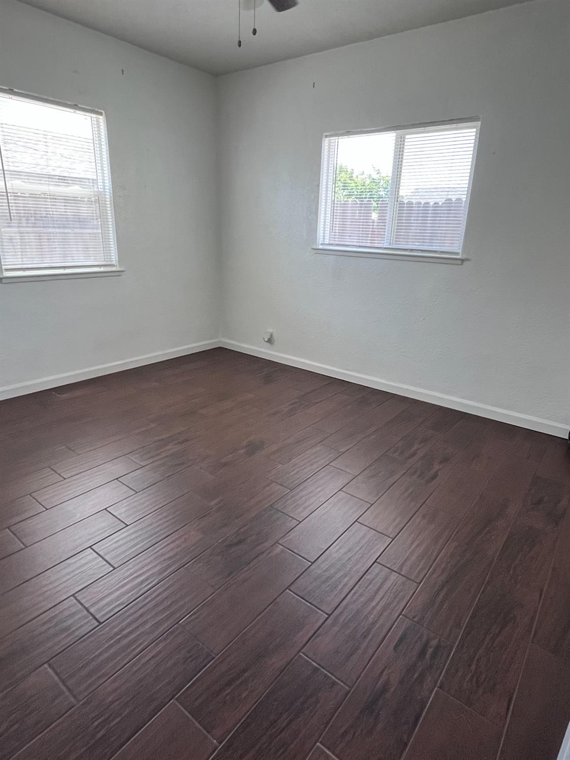 Detail Gallery Image 12 of 43 For 401 Marshall Ave, Modesto,  CA 95351 - 3 Beds | 1 Baths