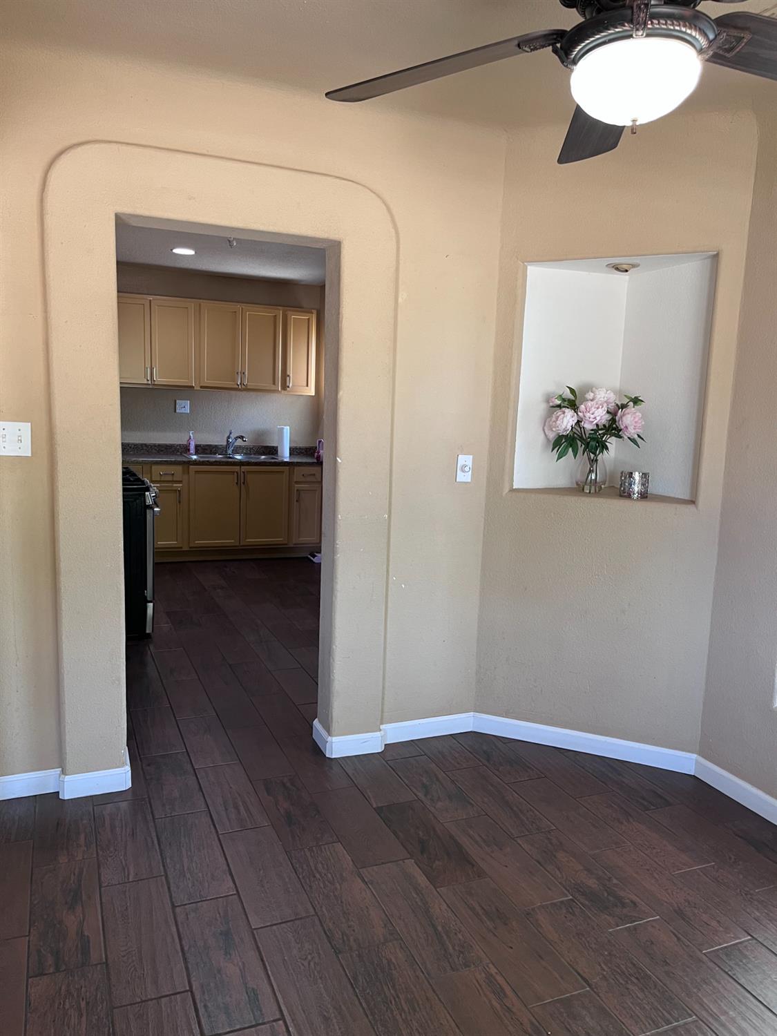 Detail Gallery Image 18 of 43 For 401 Marshall Ave, Modesto,  CA 95351 - 3 Beds | 1 Baths