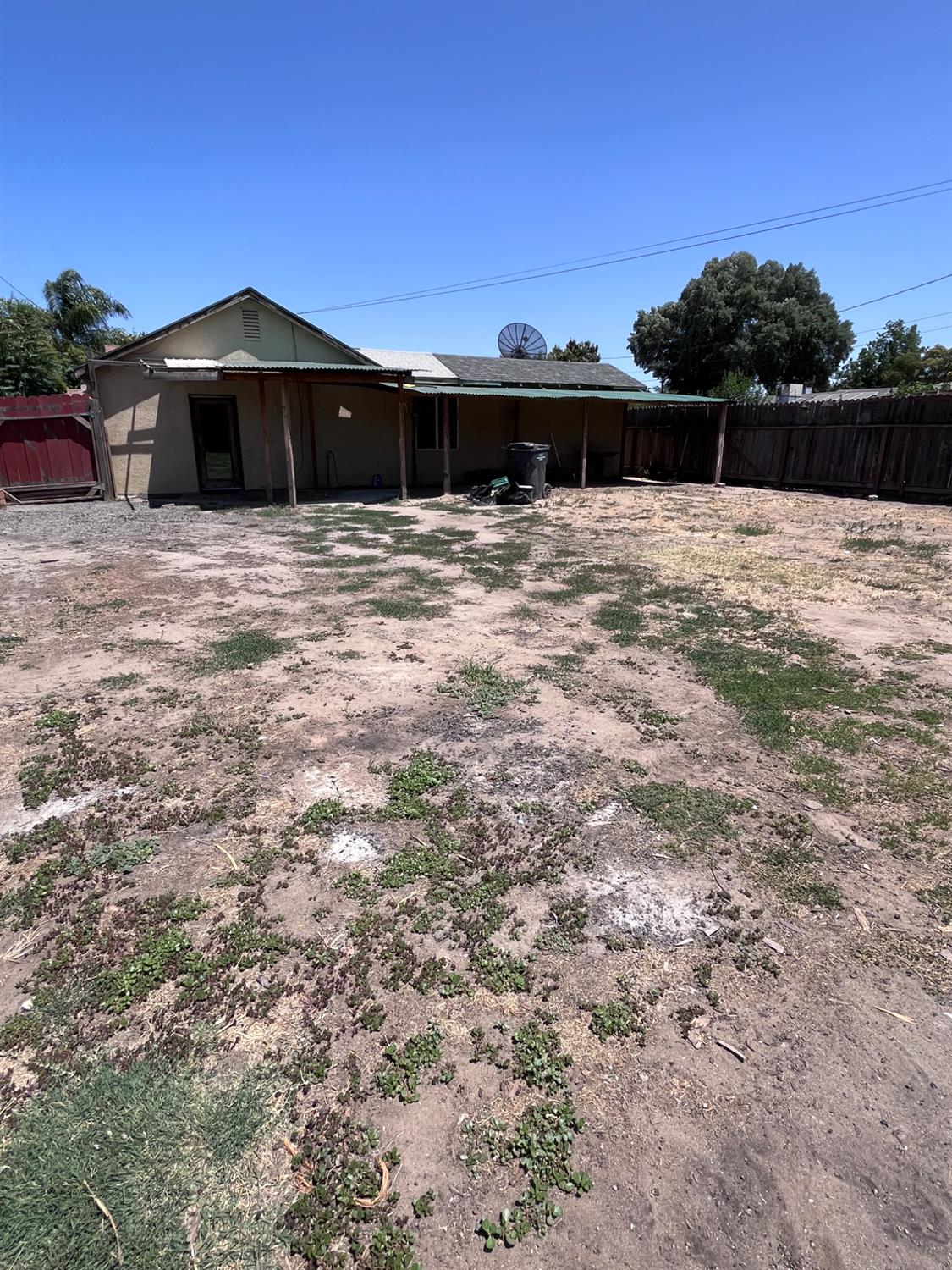 Detail Gallery Image 40 of 43 For 401 Marshall Ave, Modesto,  CA 95351 - 3 Beds | 1 Baths