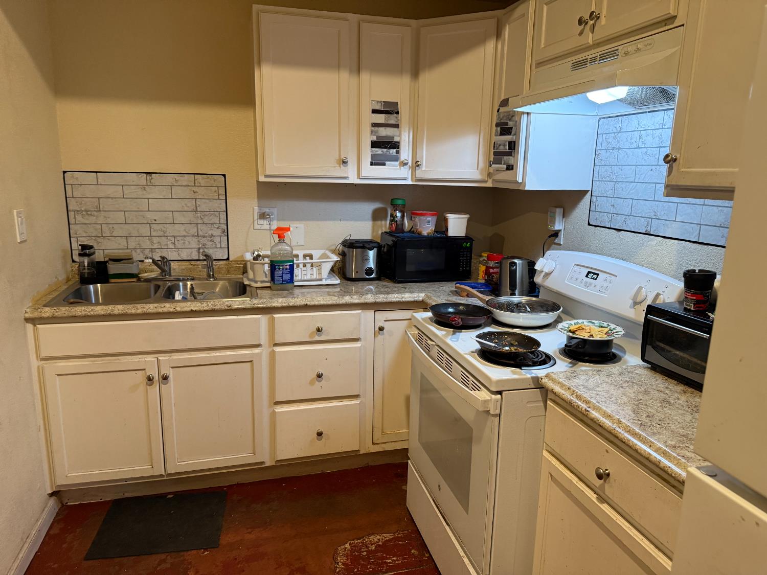 Detail Gallery Image 16 of 26 For 134 W Park St, Stockton,  CA 95202 - – Beds | – Baths
