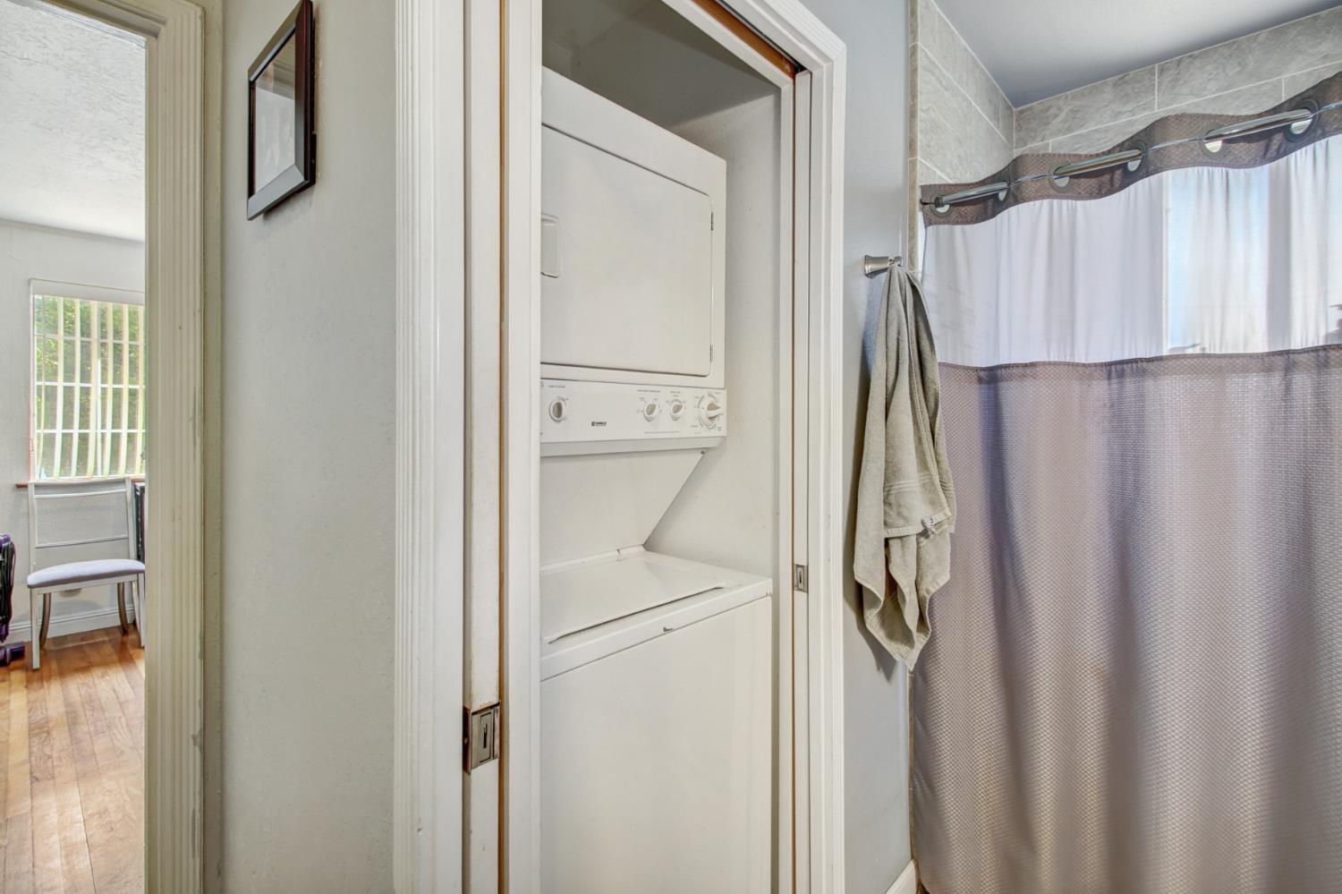 Detail Gallery Image 34 of 50 For 3917 Loreto, Sacramento,  CA 95821 - 4 Beds | 2 Baths