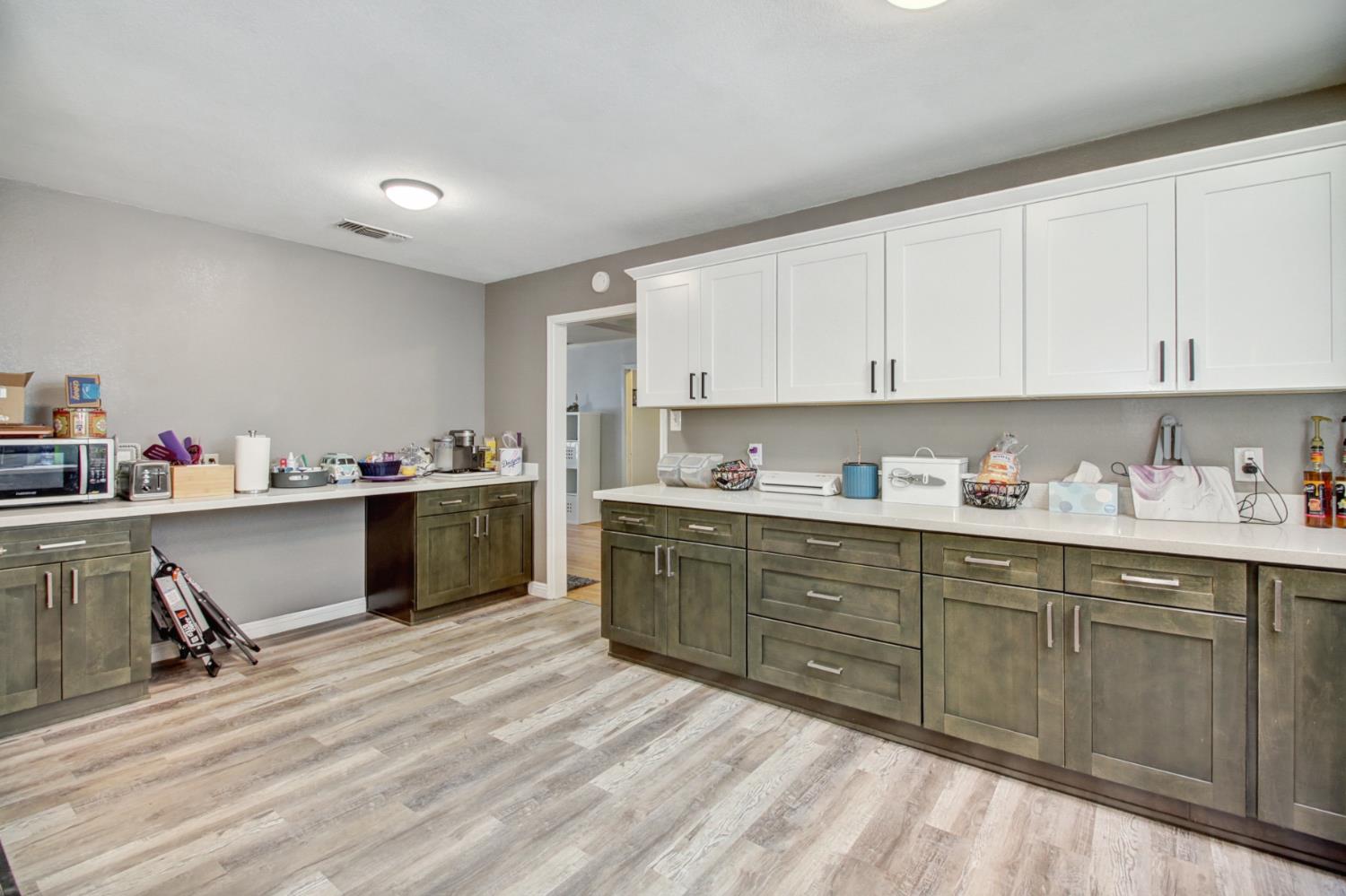 Detail Gallery Image 19 of 50 For 3917 Loreto, Sacramento,  CA 95821 - 4 Beds | 2 Baths