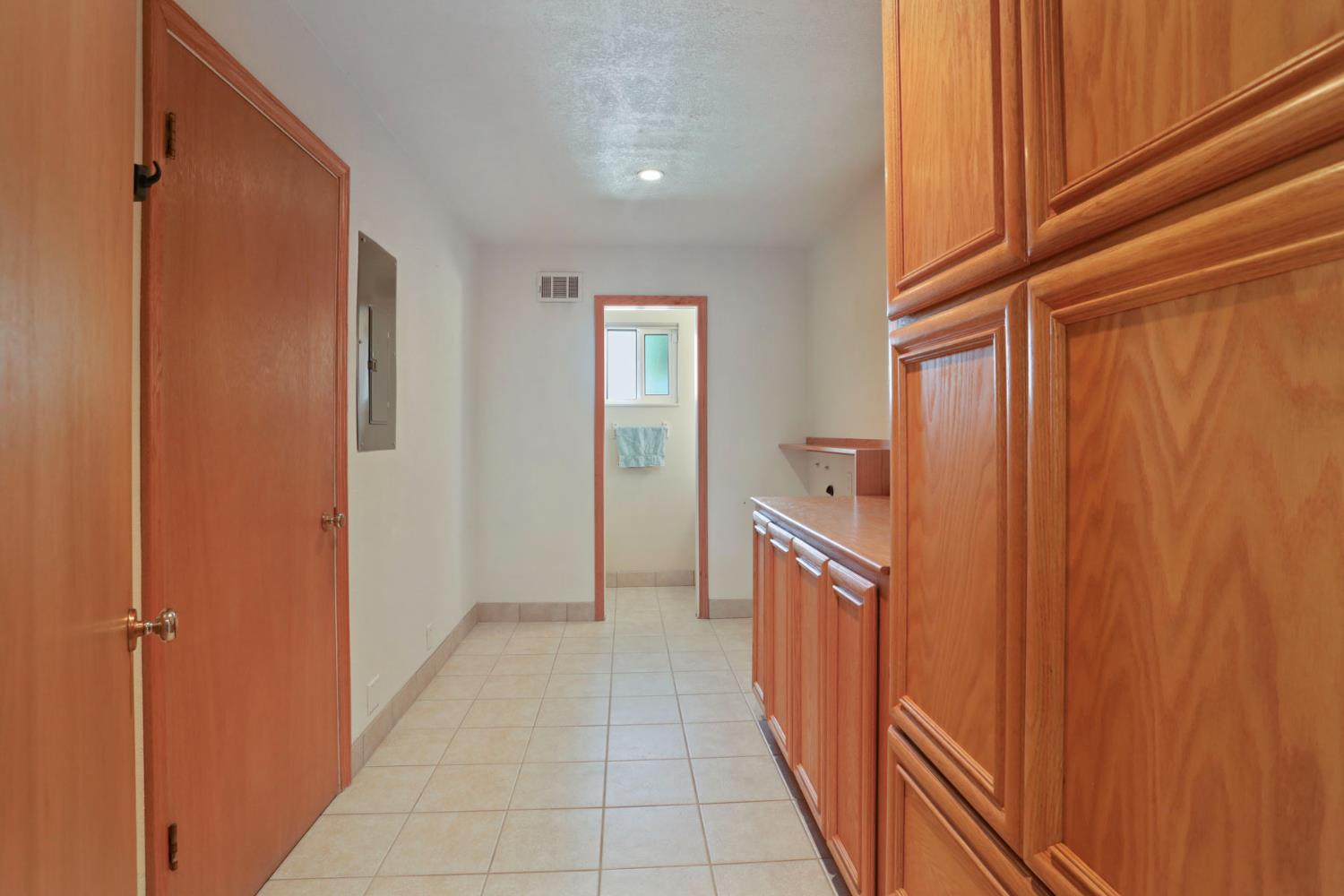 Detail Gallery Image 37 of 72 For 6796 E Woodward Ave, Manteca,  CA 95337 - 4 Beds | 2/1 Baths