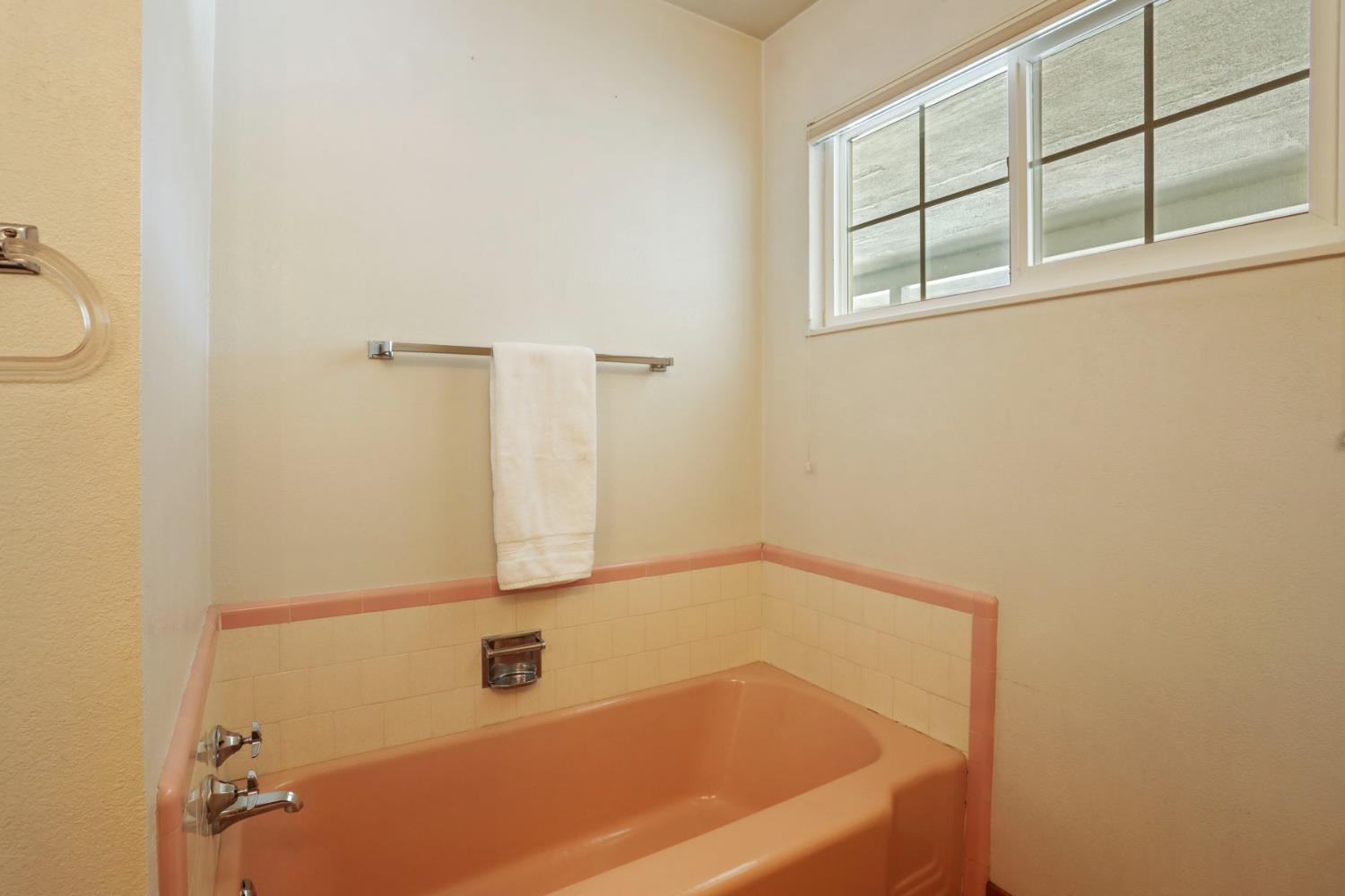 Detail Gallery Image 47 of 72 For 6796 E Woodward Ave, Manteca,  CA 95337 - 4 Beds | 2/1 Baths