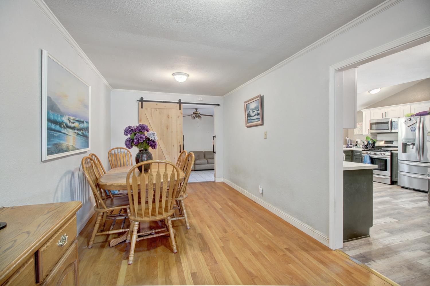 Detail Gallery Image 12 of 50 For 3917 Loreto, Sacramento,  CA 95821 - 4 Beds | 2 Baths
