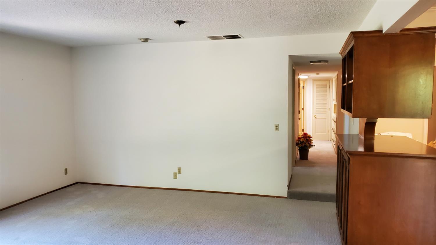 Detail Gallery Image 13 of 42 For 3444 Concetta Way, Sacramento,  CA 95821 - 3 Beds | 2/1 Baths