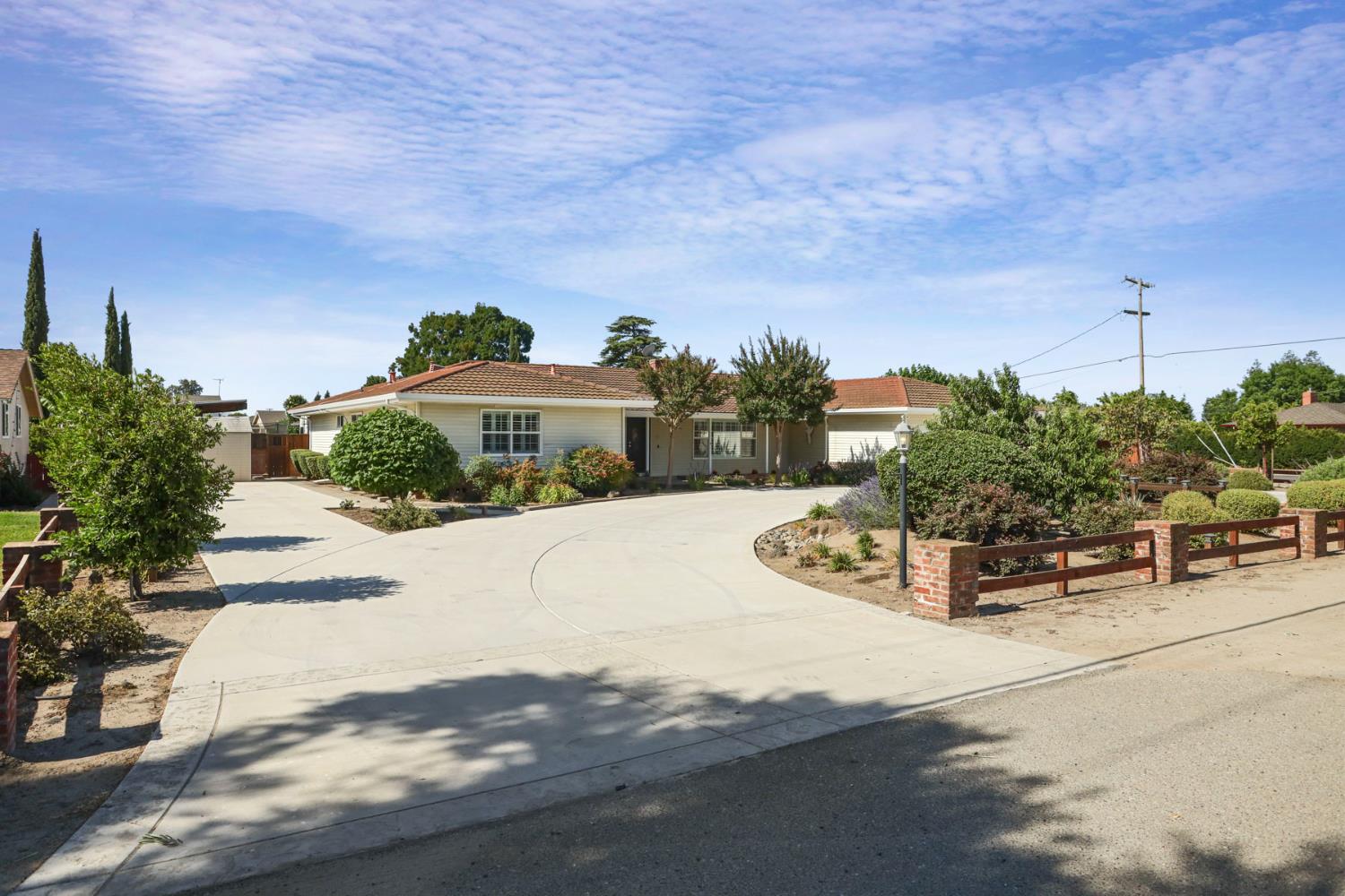 Detail Gallery Image 9 of 72 For 6796 E Woodward Ave, Manteca,  CA 95337 - 4 Beds | 2/1 Baths