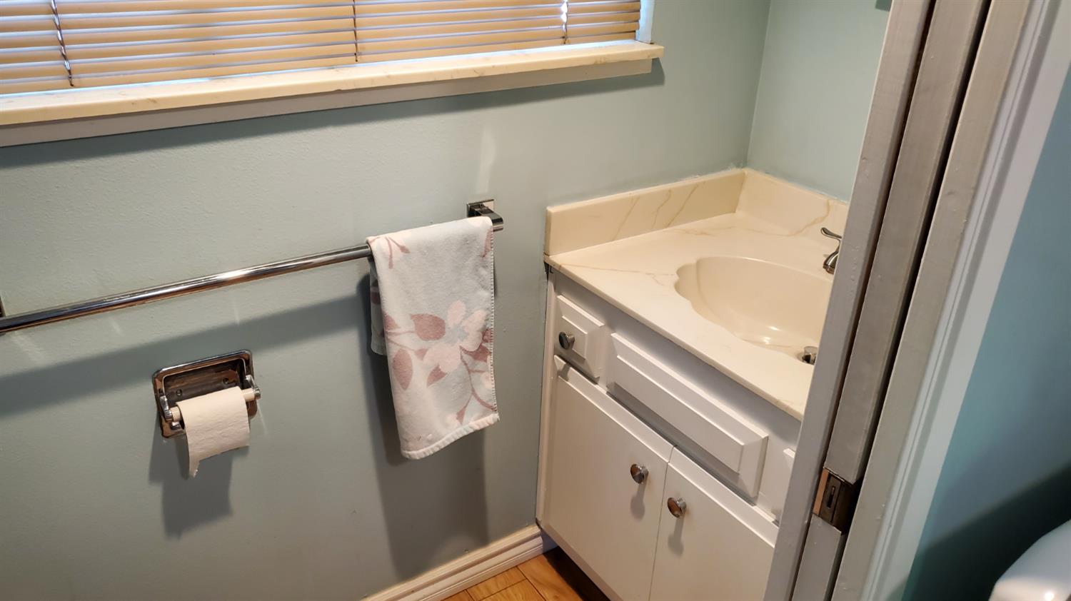Detail Gallery Image 28 of 42 For 3444 Concetta Way, Sacramento,  CA 95821 - 3 Beds | 2/1 Baths
