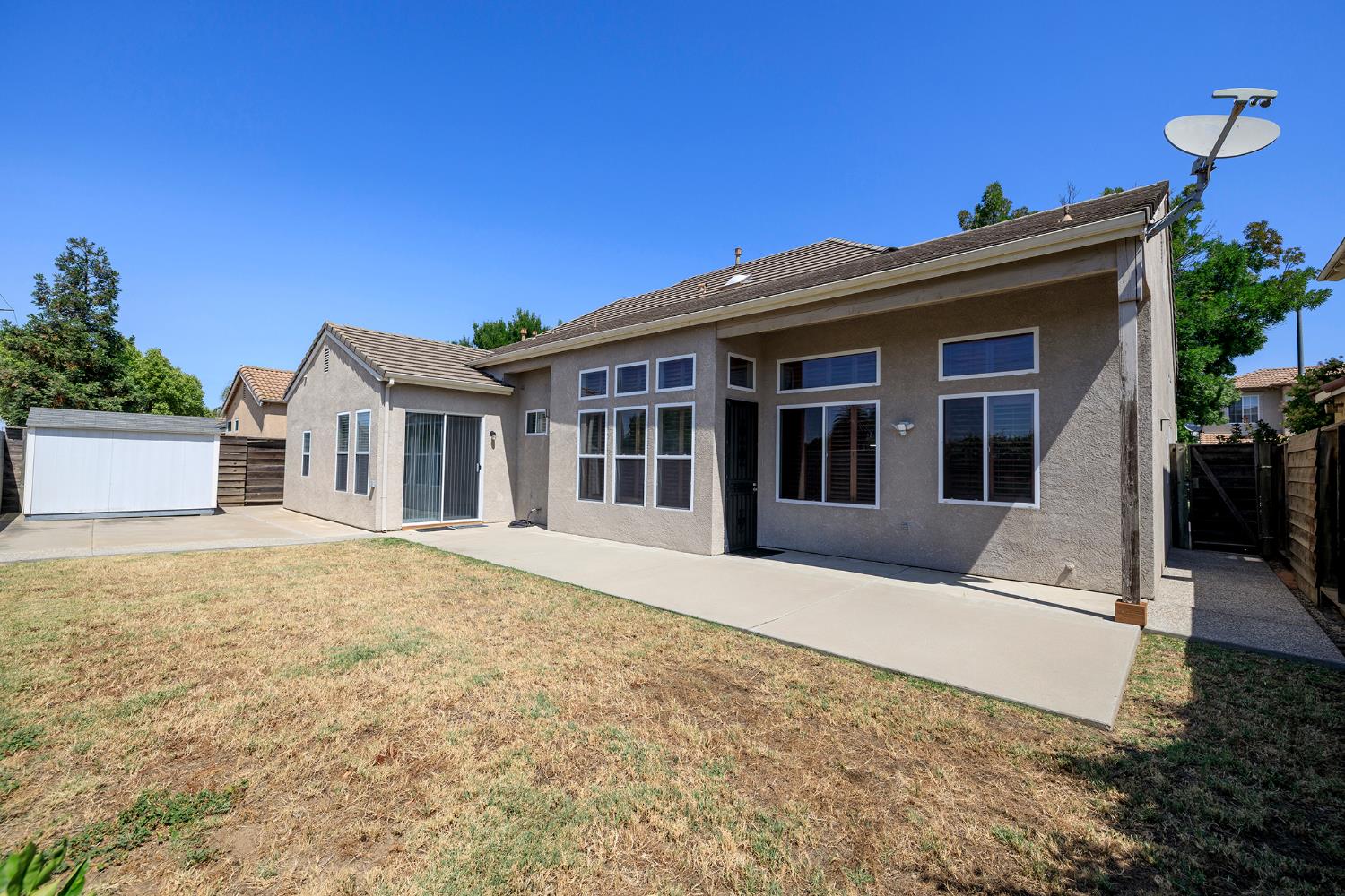 Detail Gallery Image 57 of 66 For 3216 Allan Adale Dr, Modesto,  CA 95355 - 3 Beds | 3 Baths
