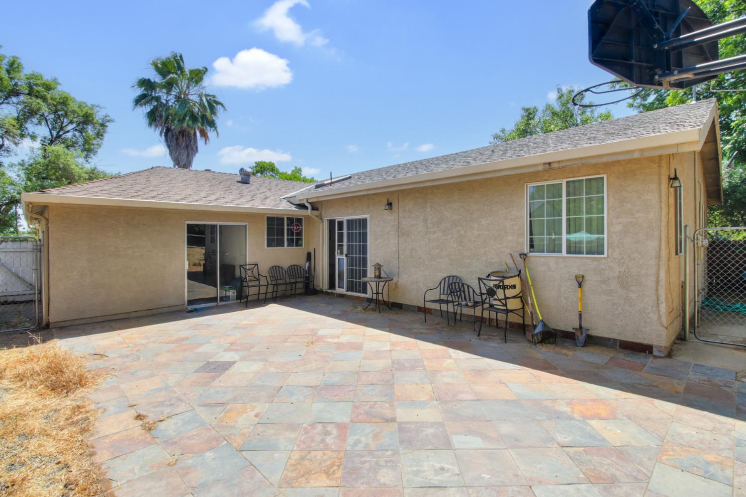Detail Gallery Image 41 of 50 For 3917 Loreto, Sacramento,  CA 95821 - 4 Beds | 2 Baths
