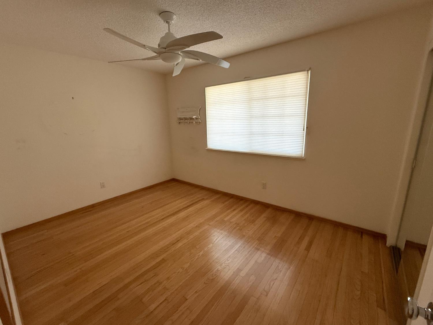 Detail Gallery Image 33 of 52 For 8216 Rensselaer Way, Sacramento,  CA 95826 - 3 Beds | 2 Baths