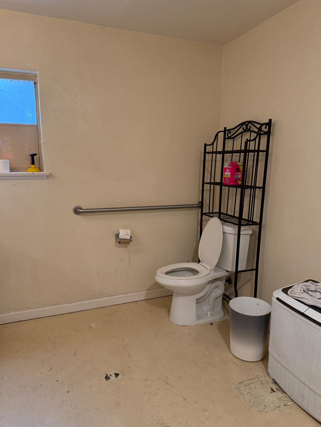 Detail Gallery Image 14 of 26 For 134 W Park St, Stockton,  CA 95202 - – Beds | – Baths