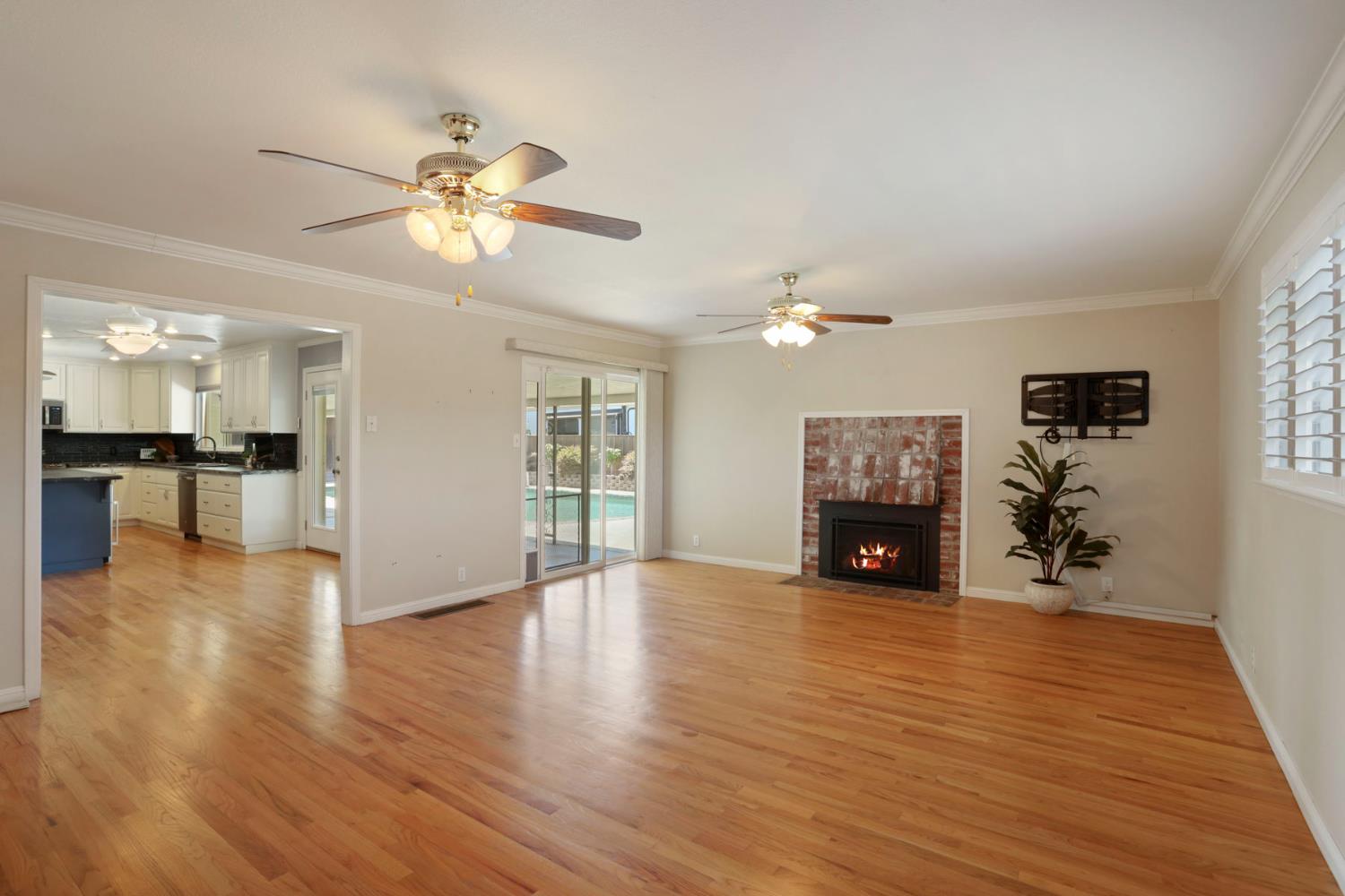 Detail Gallery Image 34 of 72 For 6796 E Woodward Ave, Manteca,  CA 95337 - 4 Beds | 2/1 Baths