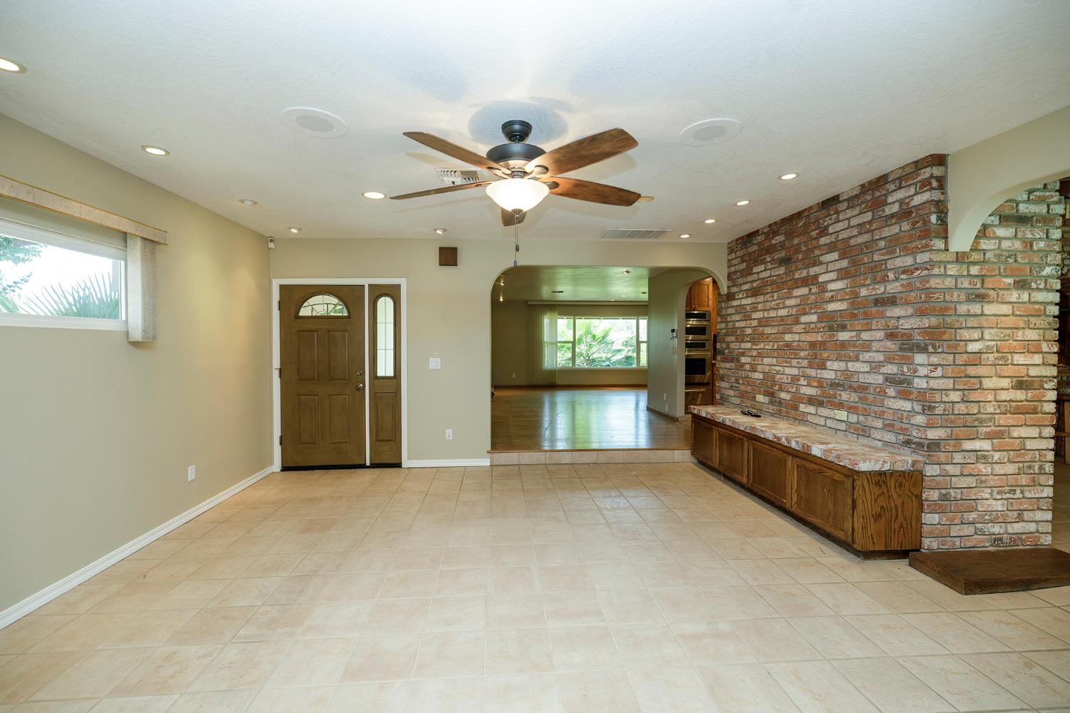 Detail Gallery Image 20 of 88 For 1800 Sperry Rd, Hughson,  CA 95326 - 3 Beds | 3/1 Baths