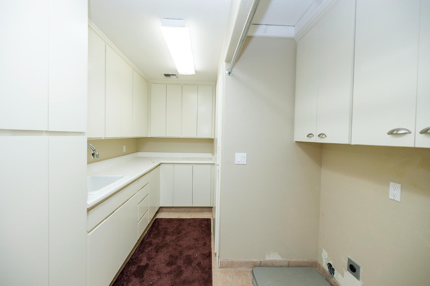 Detail Gallery Image 25 of 88 For 1800 Sperry Rd, Hughson,  CA 95326 - 3 Beds | 3/1 Baths