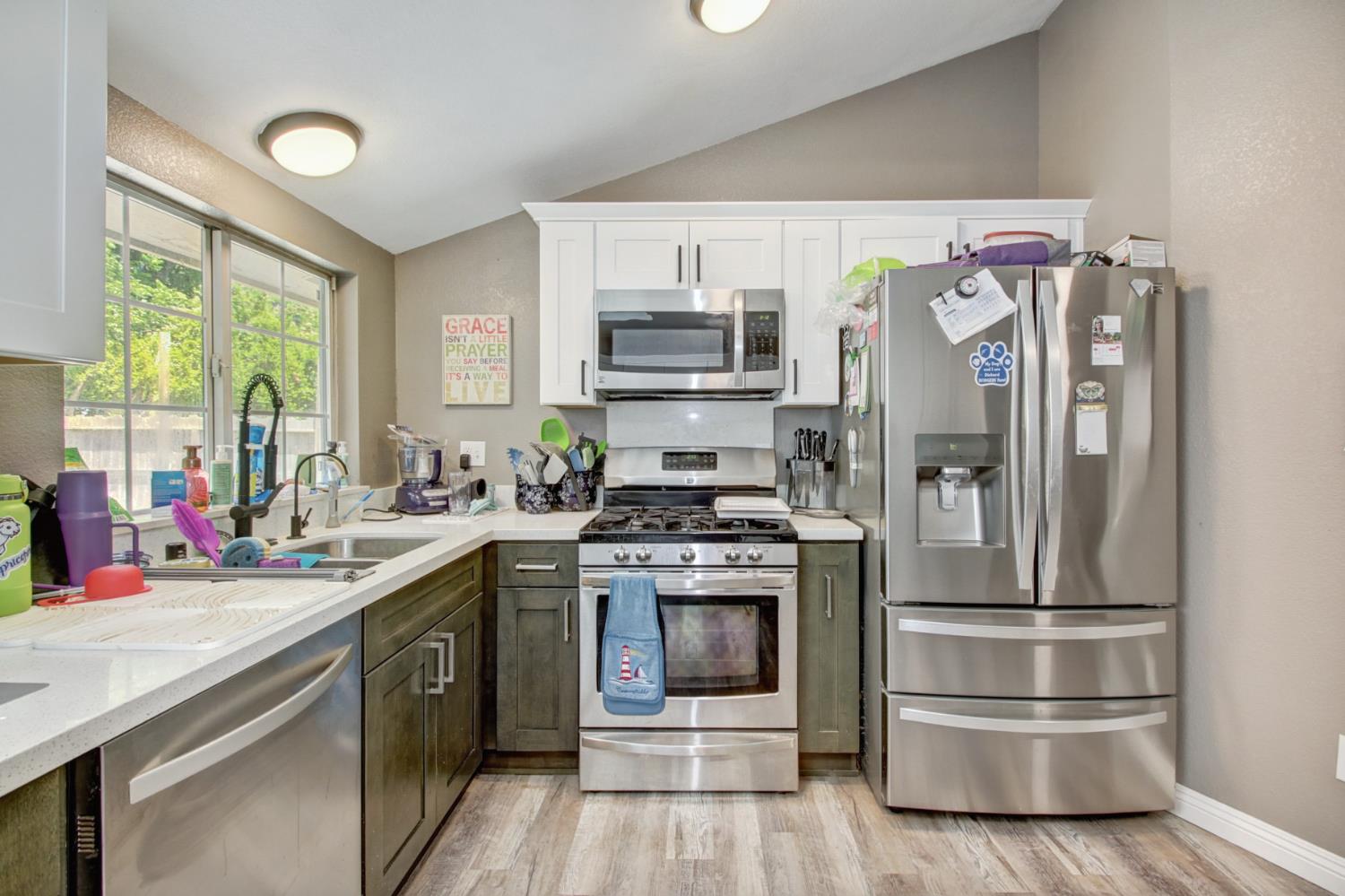 Detail Gallery Image 16 of 50 For 3917 Loreto, Sacramento,  CA 95821 - 4 Beds | 2 Baths