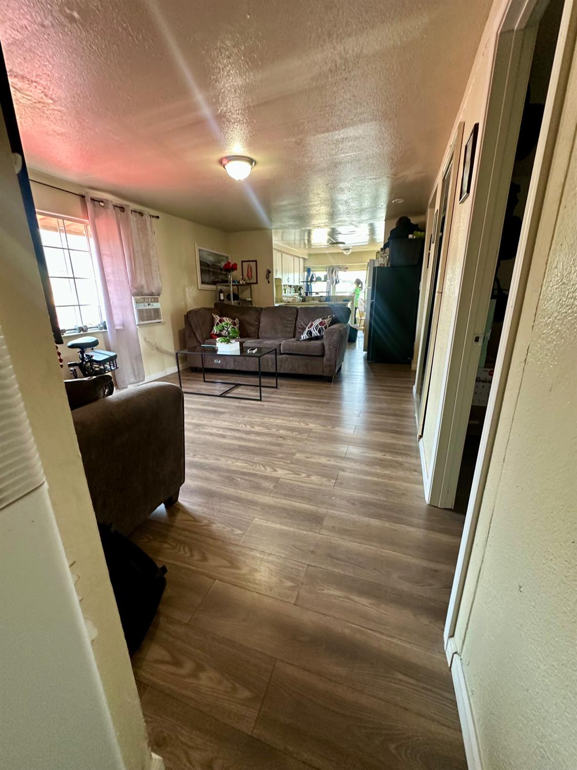 Detail Gallery Image 8 of 31 For 2355 Atwater 1, Atwater,  CA 95301 - 1 Beds | 1 Baths