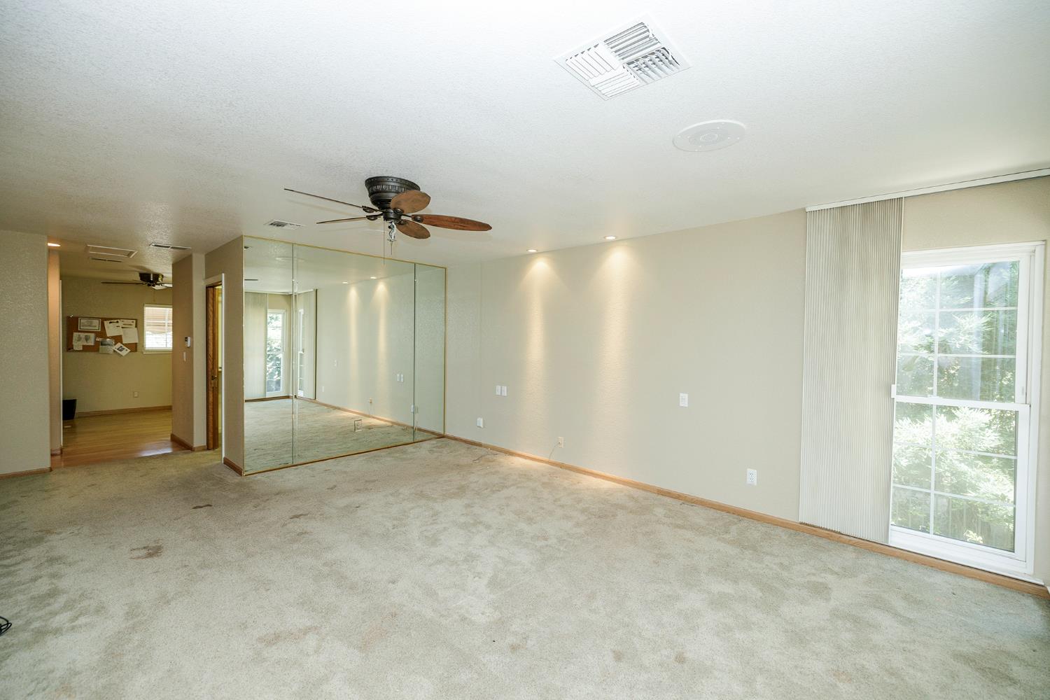 Detail Gallery Image 31 of 88 For 1800 Sperry Rd, Hughson,  CA 95326 - 3 Beds | 3/1 Baths