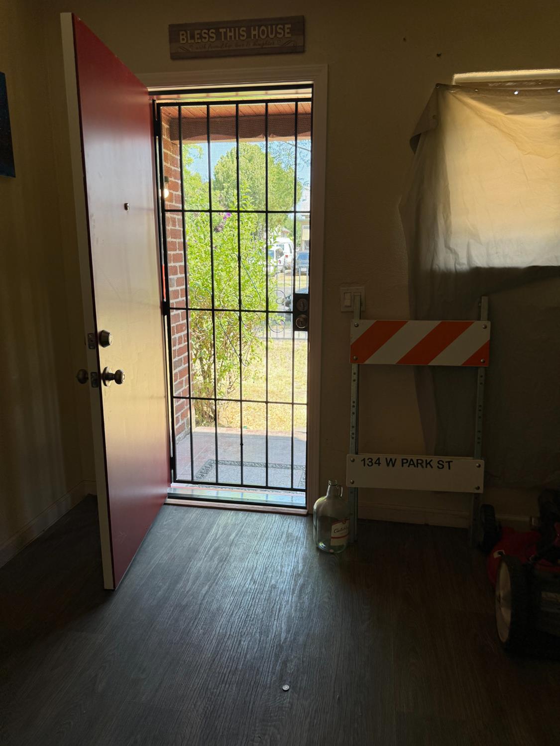 Detail Gallery Image 18 of 26 For 134 W Park St, Stockton,  CA 95202 - – Beds | – Baths