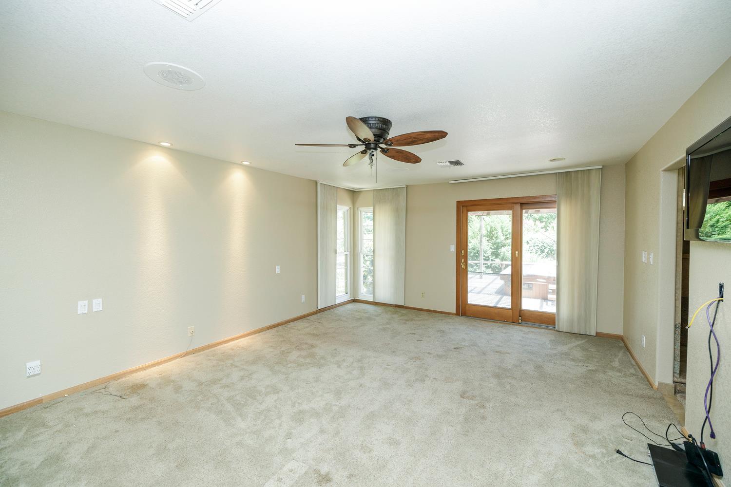 Detail Gallery Image 30 of 88 For 1800 Sperry Rd, Hughson,  CA 95326 - 3 Beds | 3/1 Baths