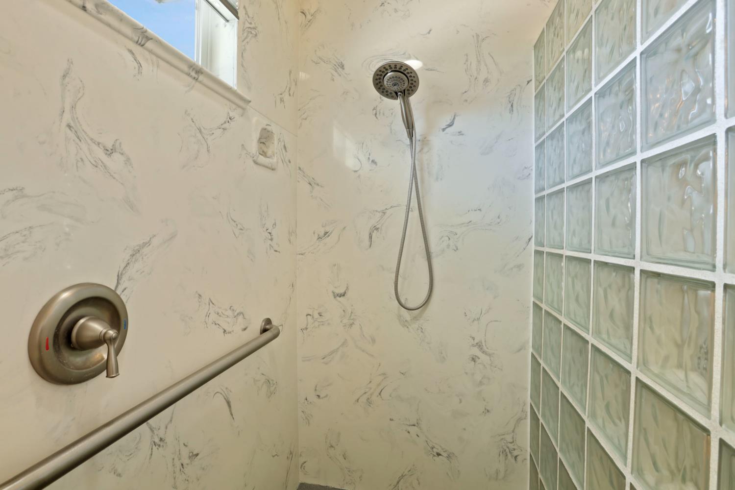 Detail Gallery Image 59 of 72 For 6796 E Woodward Ave, Manteca,  CA 95337 - 4 Beds | 2/1 Baths