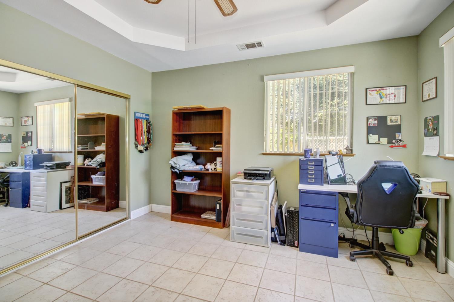 Detail Gallery Image 24 of 50 For 3917 Loreto, Sacramento,  CA 95821 - 4 Beds | 2 Baths