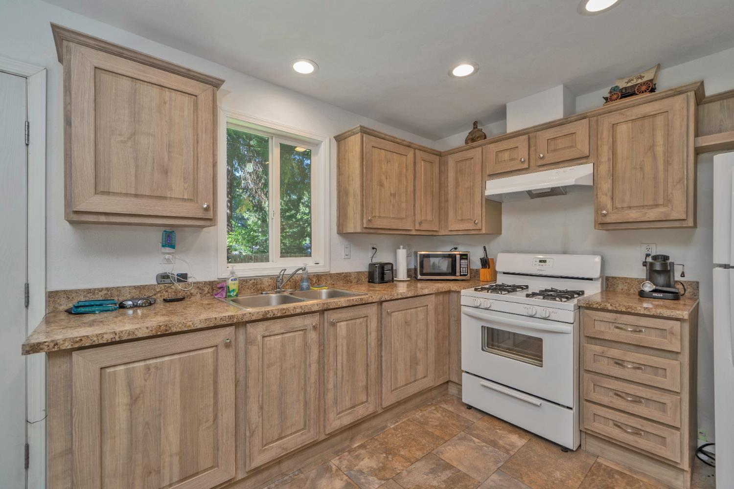 Detail Gallery Image 22 of 32 For 20 Axle St, Pollock Pines,  CA 95726 - 2 Beds | 1 Baths