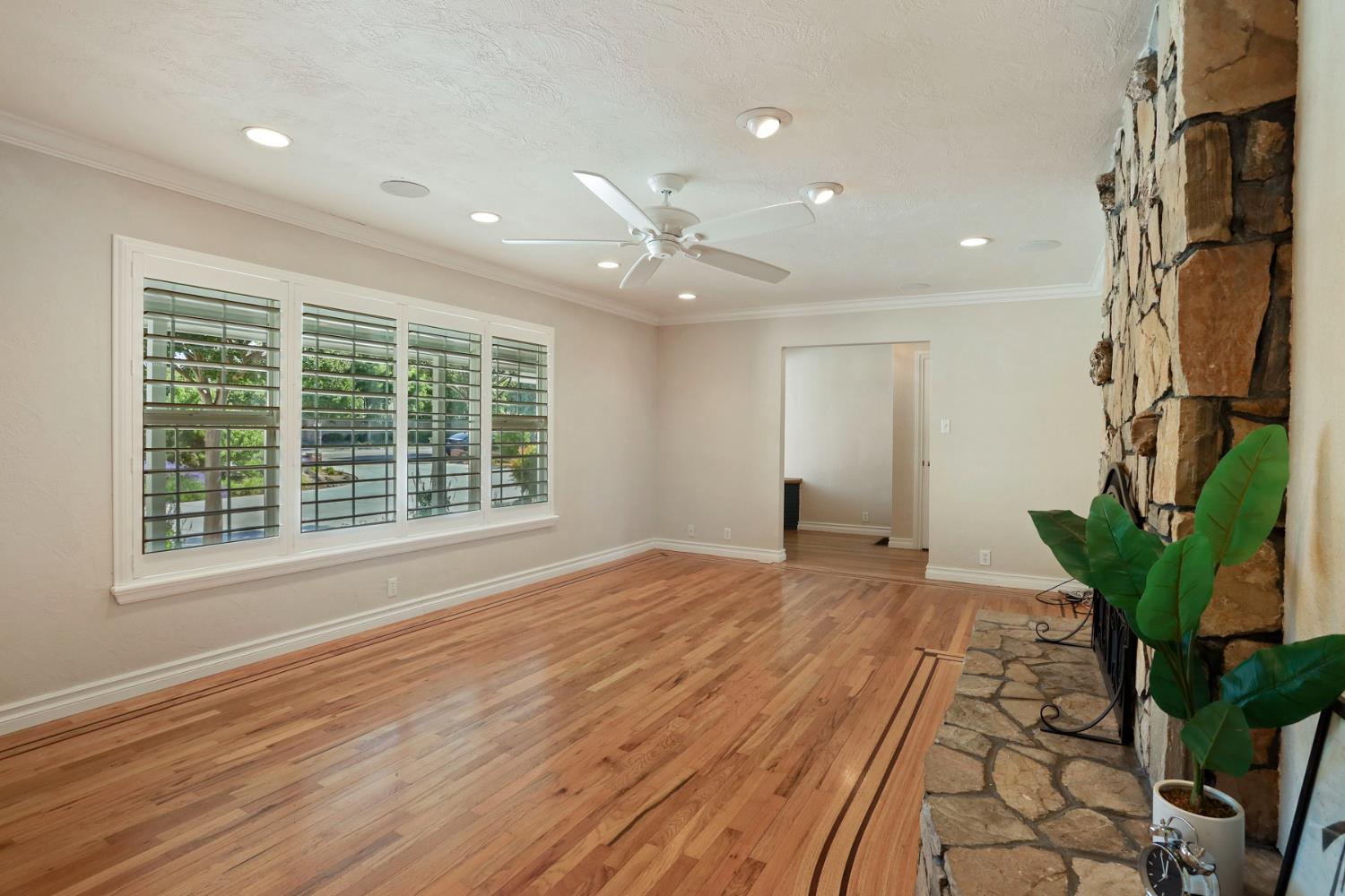 Detail Gallery Image 22 of 72 For 6796 E Woodward Ave, Manteca,  CA 95337 - 4 Beds | 2/1 Baths