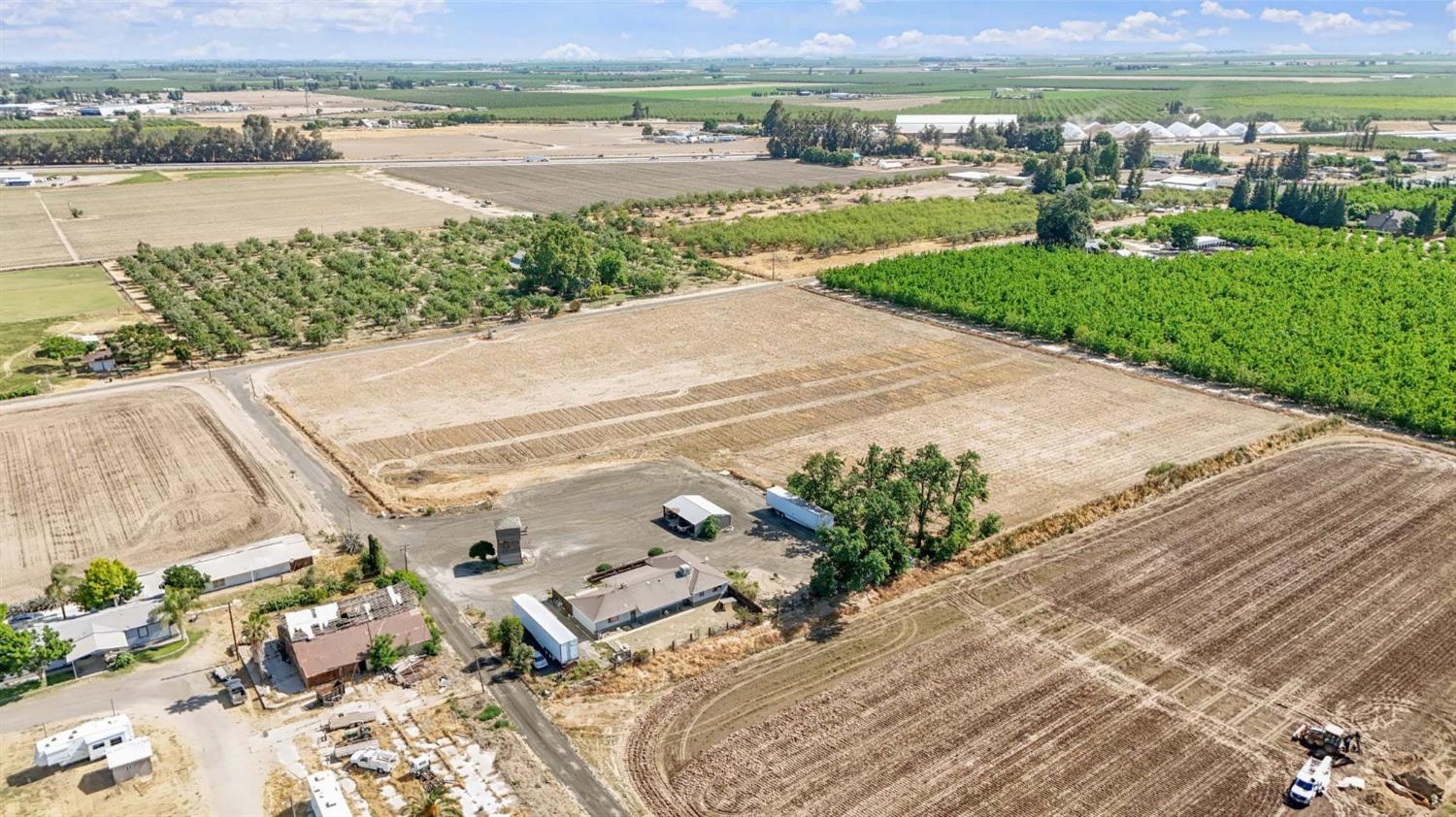 Detail Gallery Image 26 of 28 For 18365 E Clausen Rd, Turlock,  CA 95380 - 3 Beds | 2 Baths