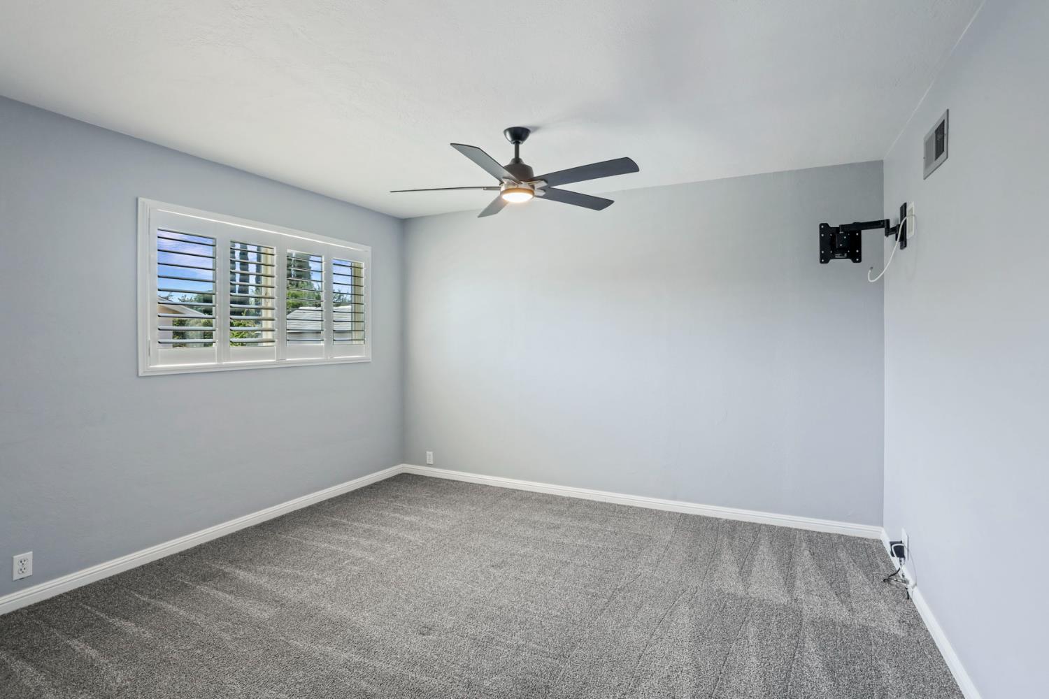 Detail Gallery Image 50 of 72 For 6796 E Woodward Ave, Manteca,  CA 95337 - 4 Beds | 2/1 Baths