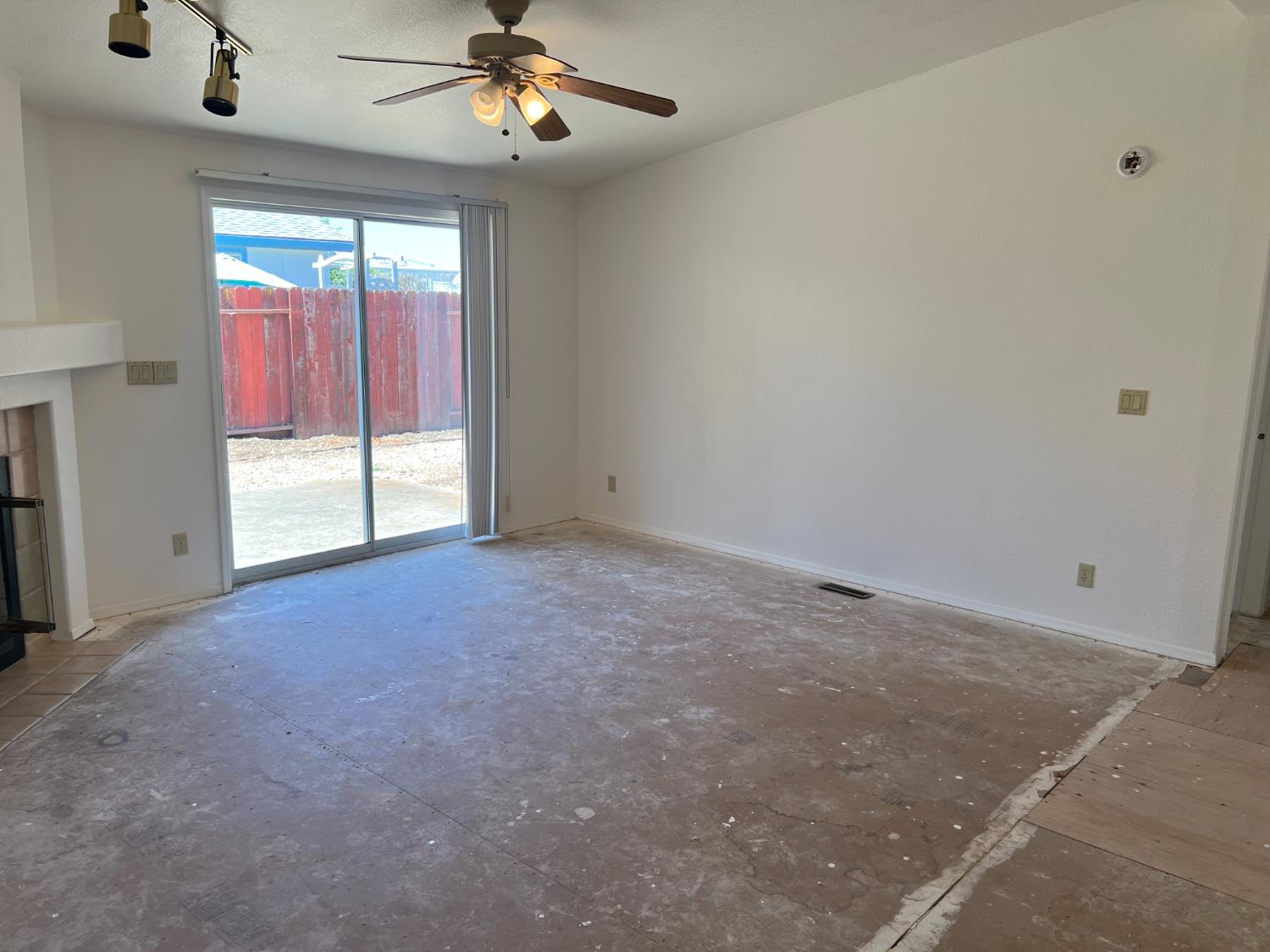 Detail Gallery Image 5 of 19 For 1400 W Marlette St 64, Ione,  CA 95640 - 2 Beds | 2 Baths
