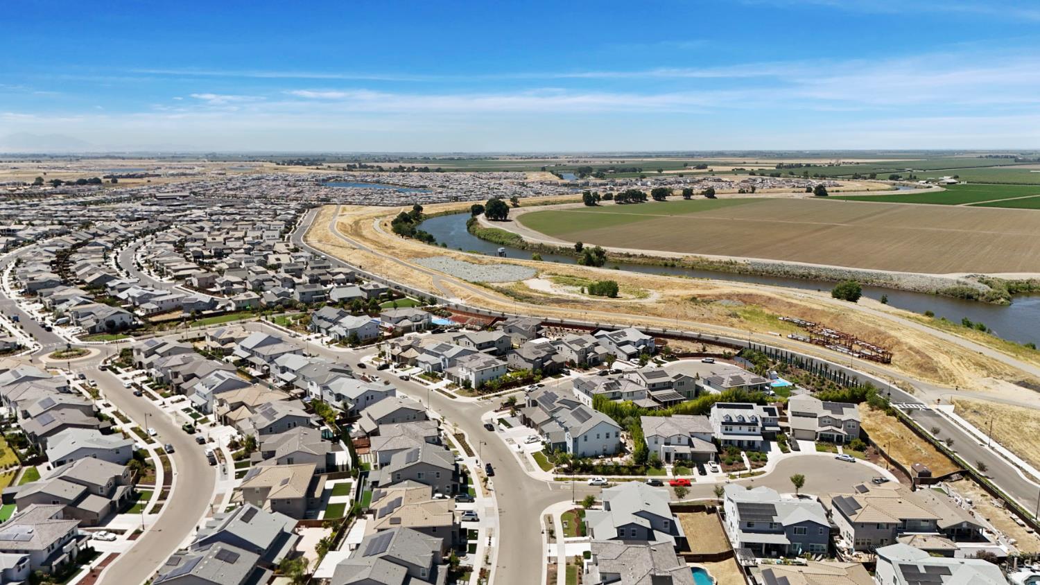 Detail Gallery Image 47 of 54 For 1847 Outrigger Ln, Lathrop,  CA 95330 - 5 Beds | 4/1 Baths