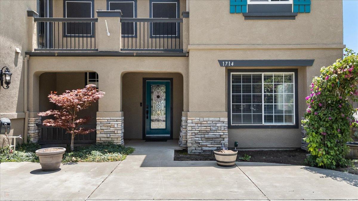 Detail Gallery Image 7 of 93 For 1714 Melissa Dr, Ripon,  CA 95366 - 5 Beds | 3 Baths