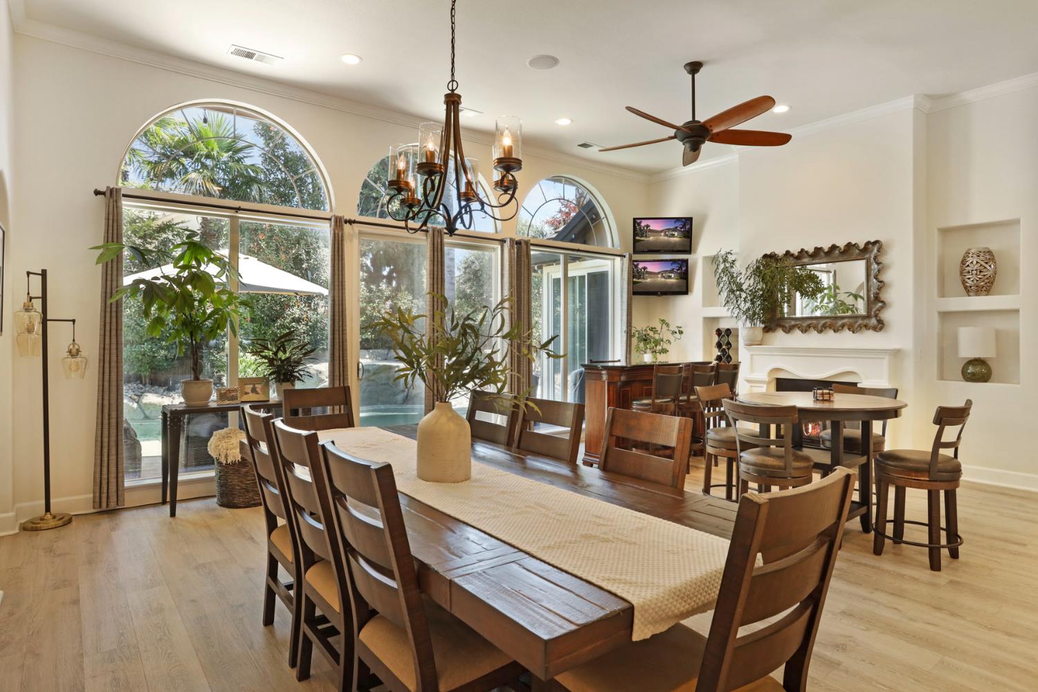 Detail Gallery Image 19 of 79 For 1587 Terracina Cir, Manteca,  CA 95336 - 4 Beds | 3 Baths