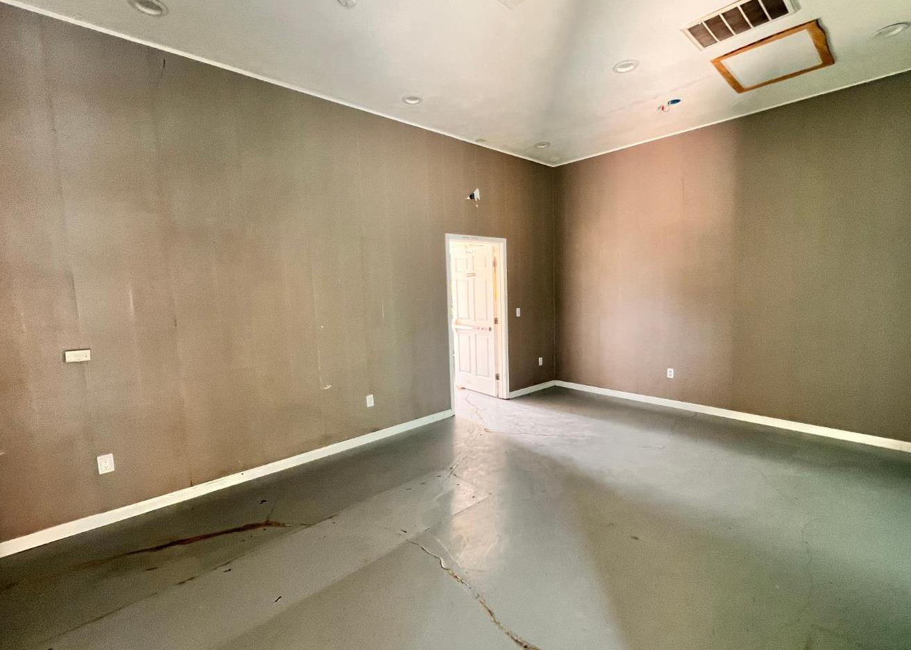Detail Gallery Image 7 of 38 For 61 Main St, Isleton,  CA 95641 - 1 Beds | 1 Baths