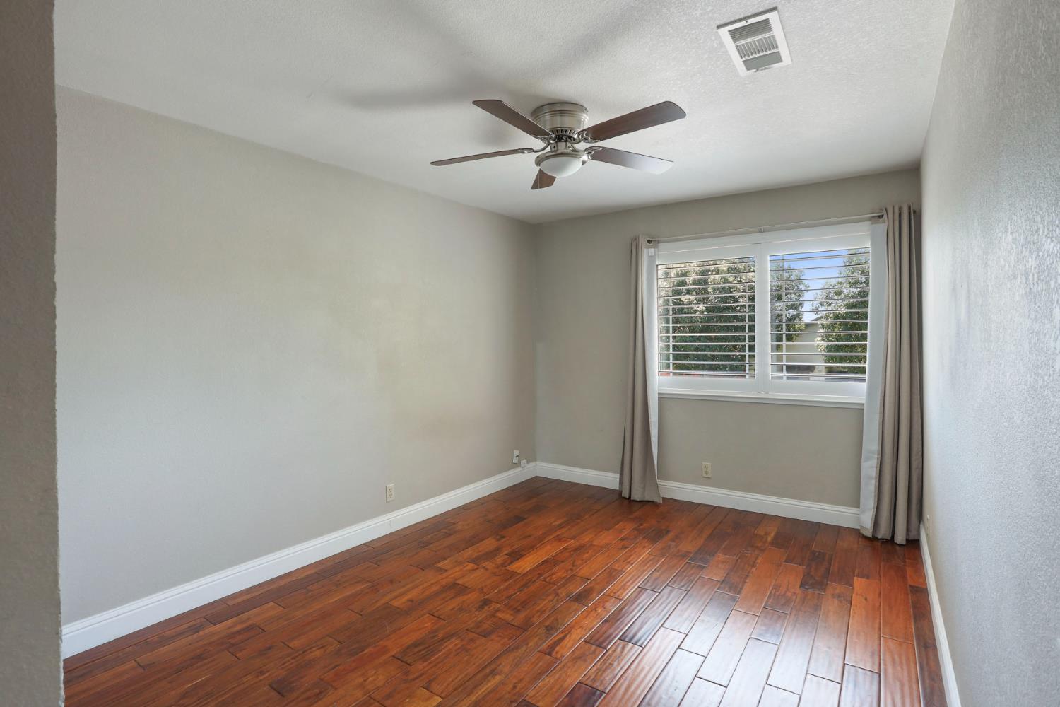 Detail Gallery Image 55 of 97 For 1717 Edgebrook Dr, Modesto,  CA 95354 - 4 Beds | 3/1 Baths