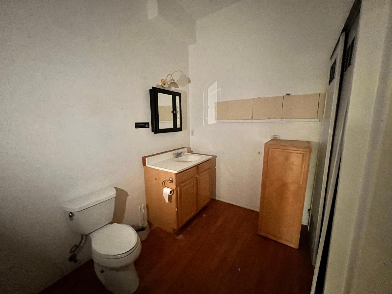 Detail Gallery Image 12 of 38 For 61 Main St, Isleton,  CA 95641 - 1 Beds | 1 Baths