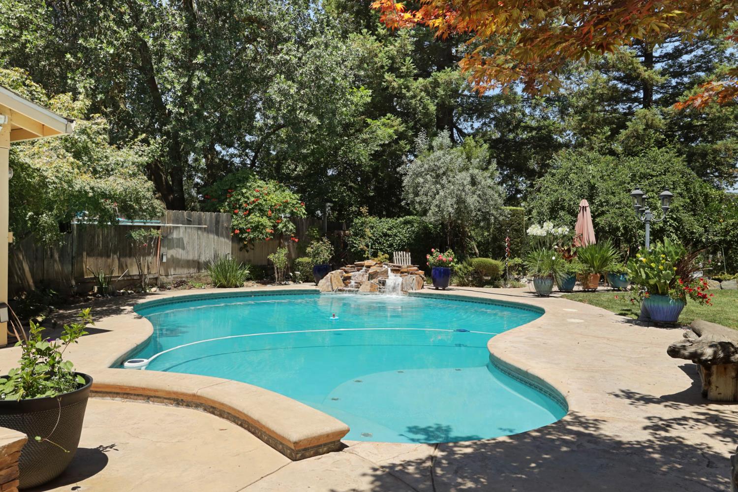 Detail Gallery Image 65 of 97 For 1717 Edgebrook Dr, Modesto,  CA 95354 - 4 Beds | 3/1 Baths