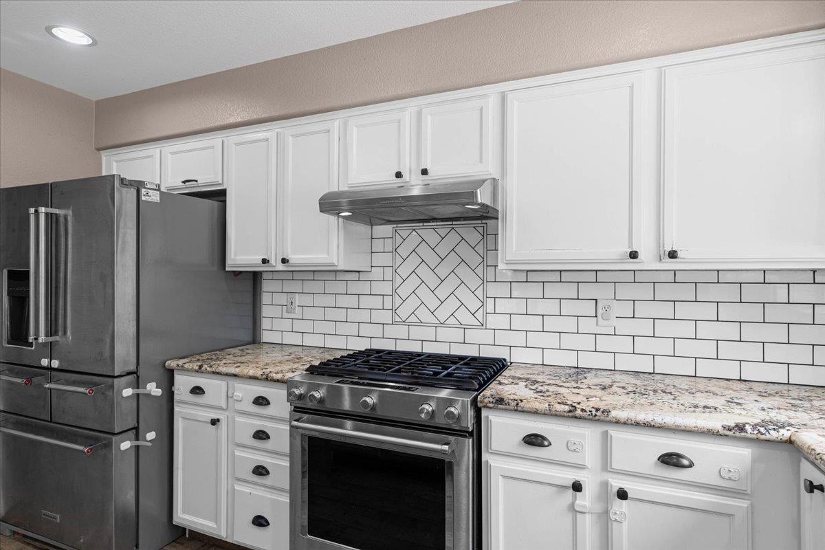 Detail Gallery Image 31 of 93 For 1714 Melissa Dr, Ripon,  CA 95366 - 5 Beds | 3 Baths