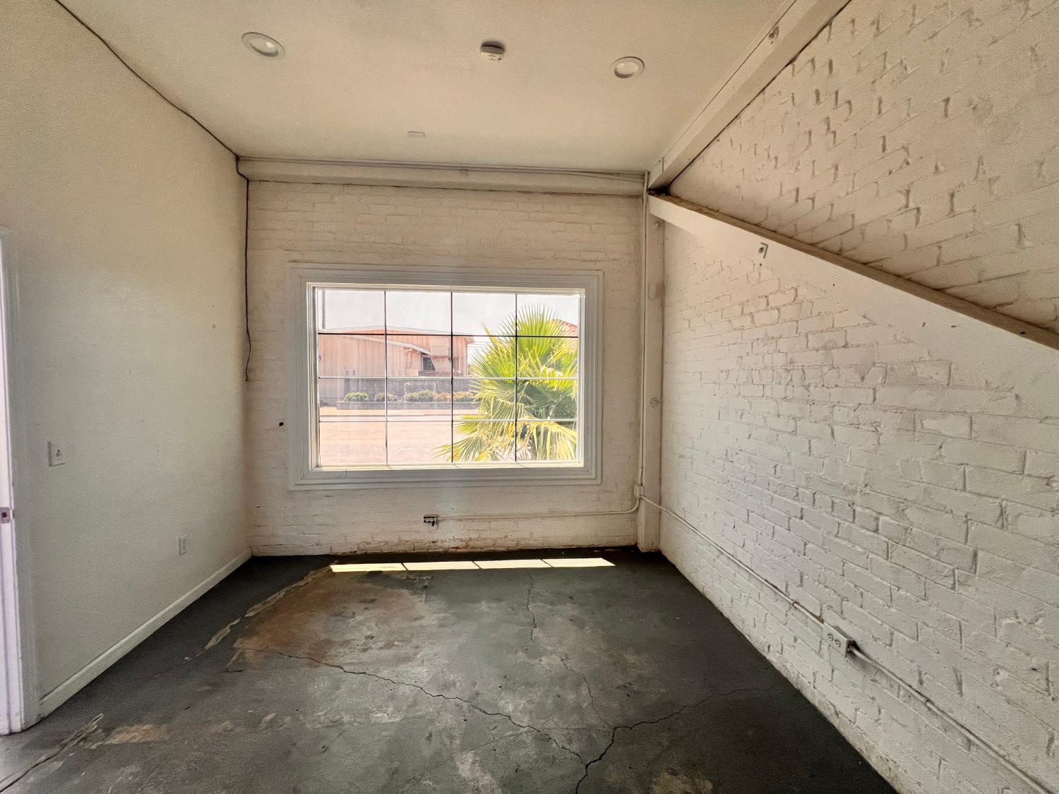 Detail Gallery Image 8 of 38 For 61 Main St, Isleton,  CA 95641 - 1 Beds | 1 Baths