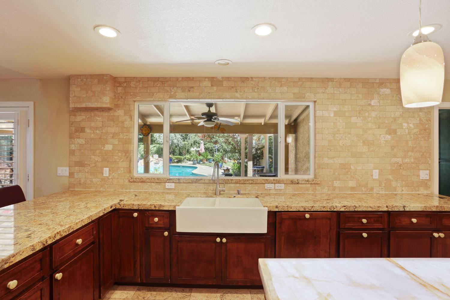 Detail Gallery Image 23 of 97 For 1717 Edgebrook Dr, Modesto,  CA 95354 - 4 Beds | 3/1 Baths